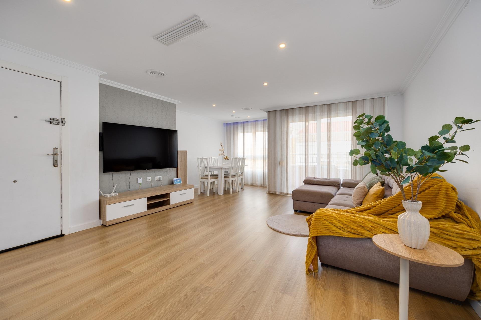 Wiederverkauf - Wohnung -
Torrevieja - Centro