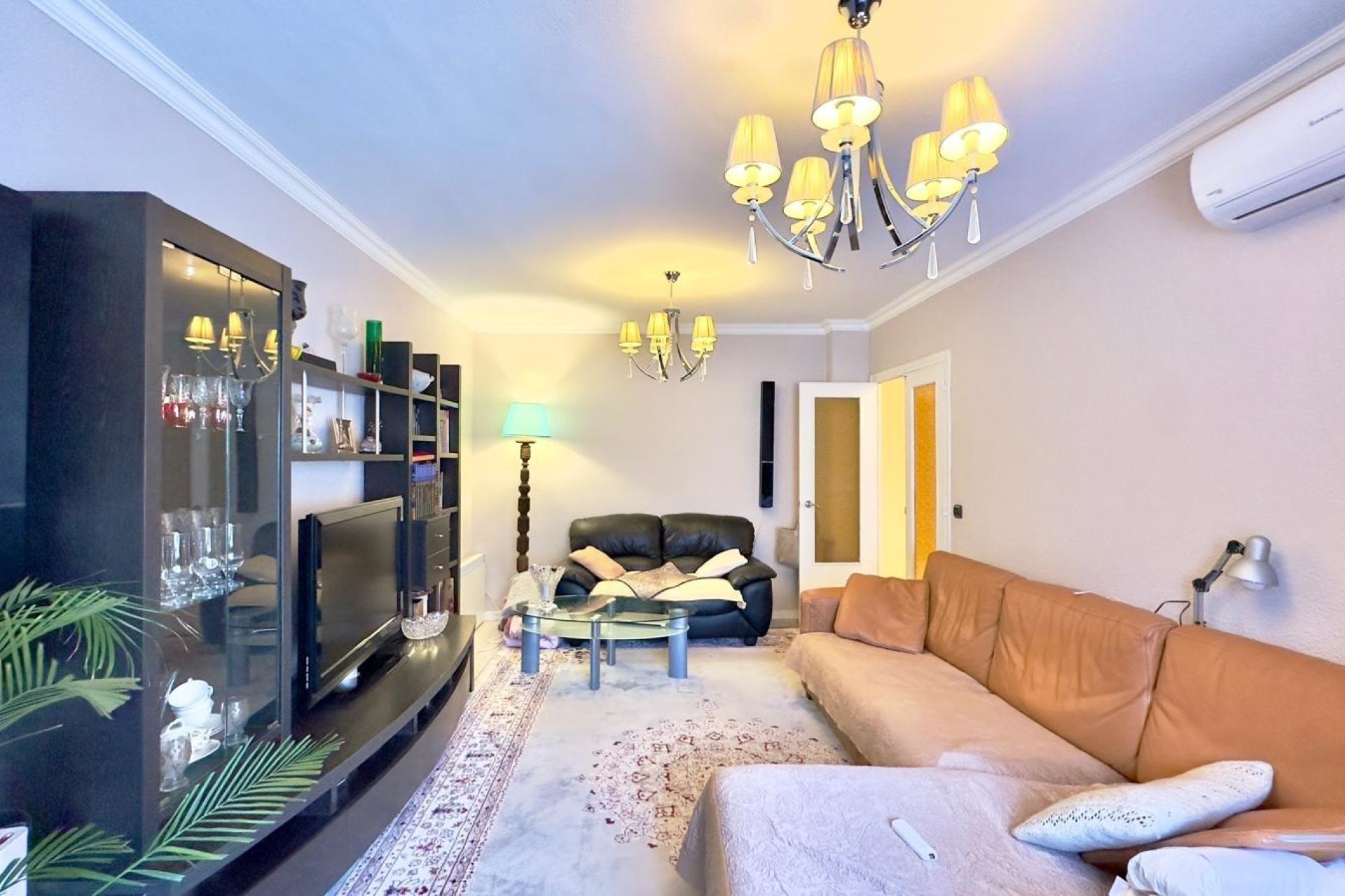 Wiederverkauf - Wohnung -
Torrevieja - Centro