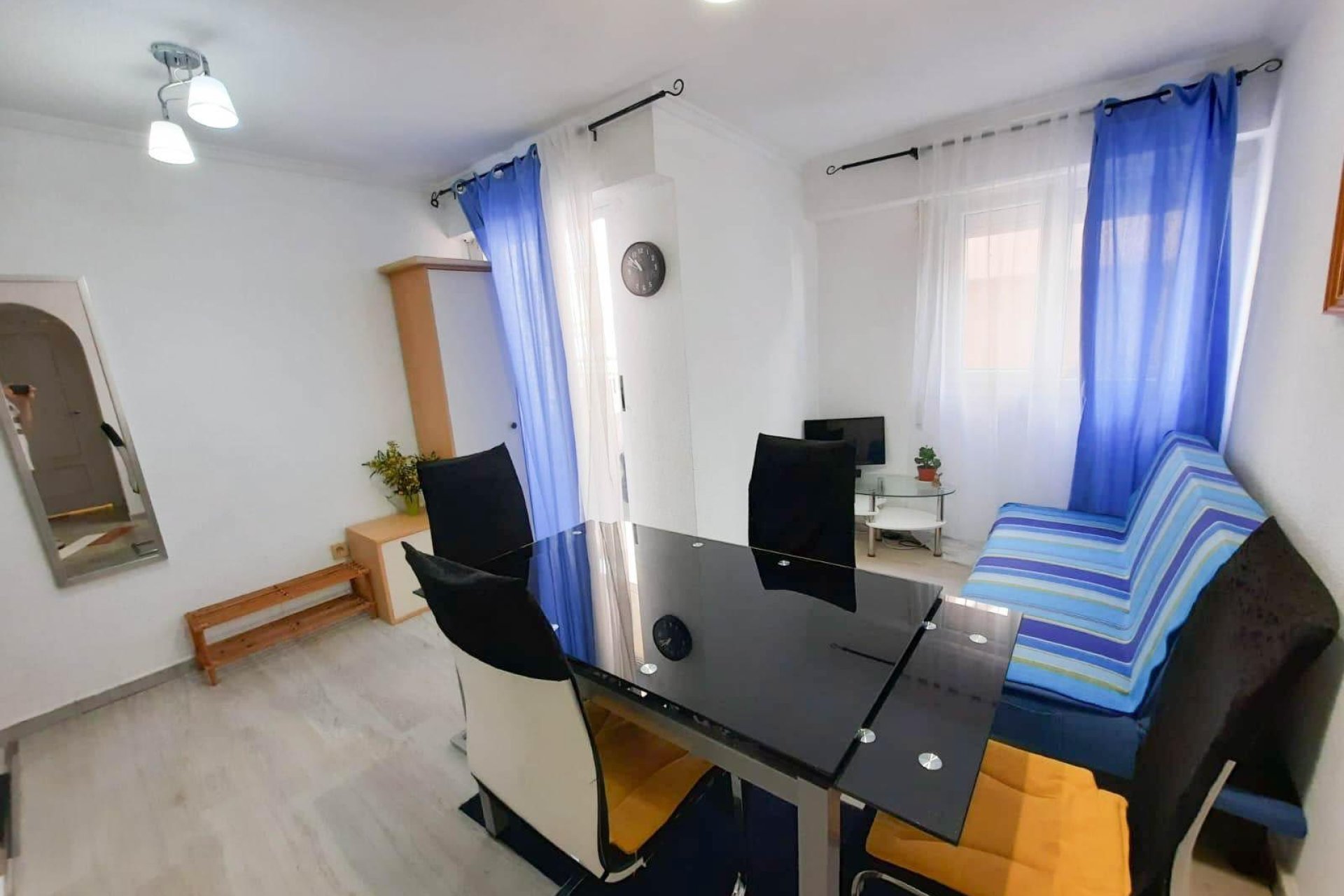 Wiederverkauf - Wohnung -
Torrevieja - Centro