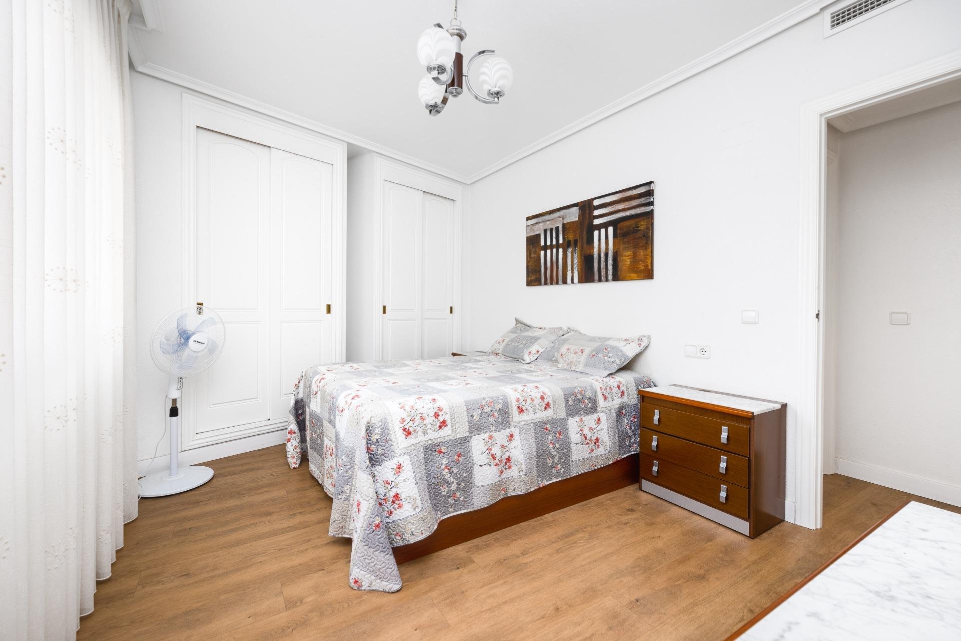 Wiederverkauf - Wohnung -
Torrevieja - Centro