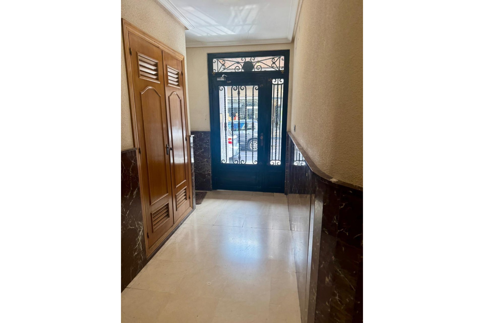 Wiederverkauf - Wohnung -
Torrevieja - Centro