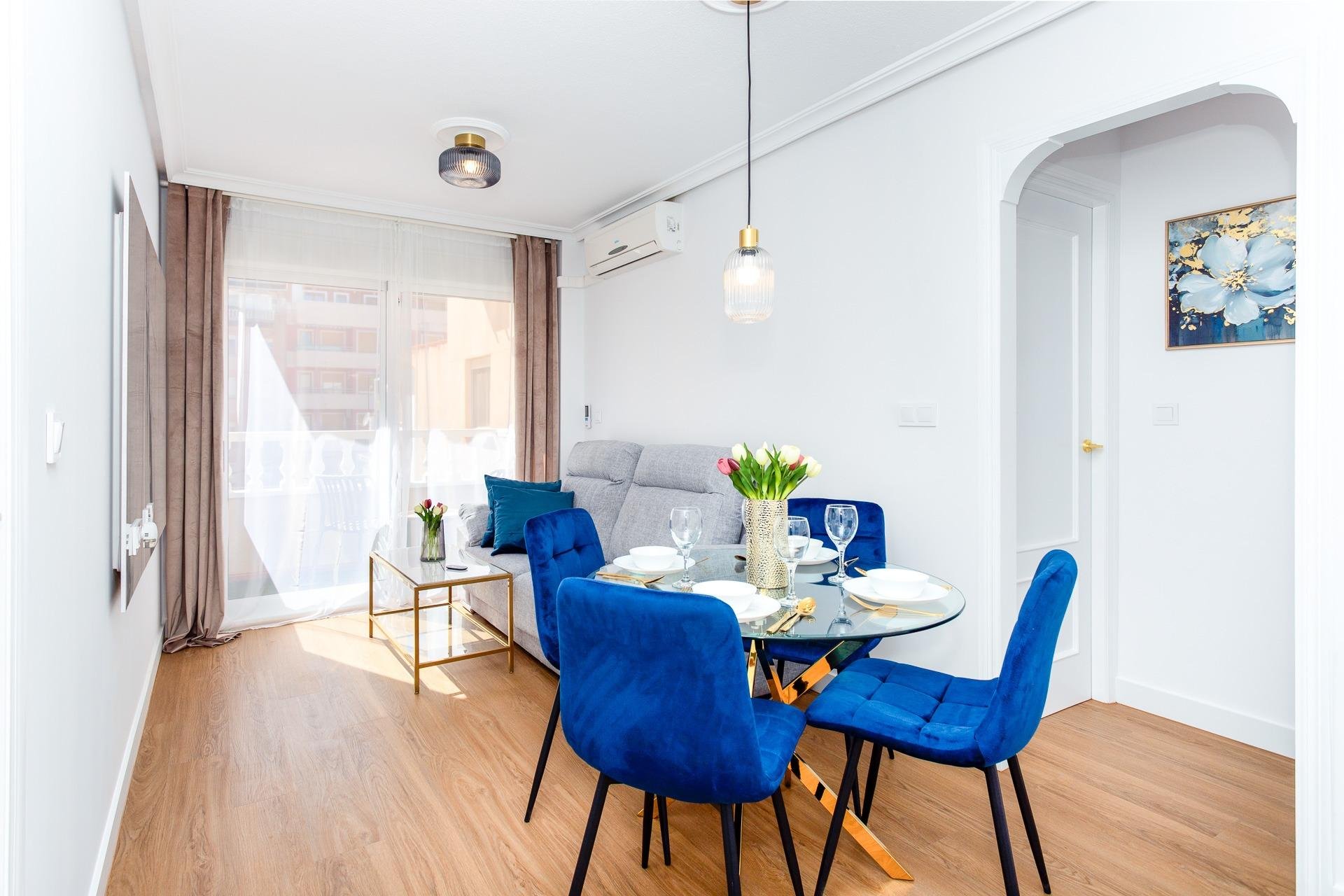 Wiederverkauf - Wohnung -
Torrevieja - Centro