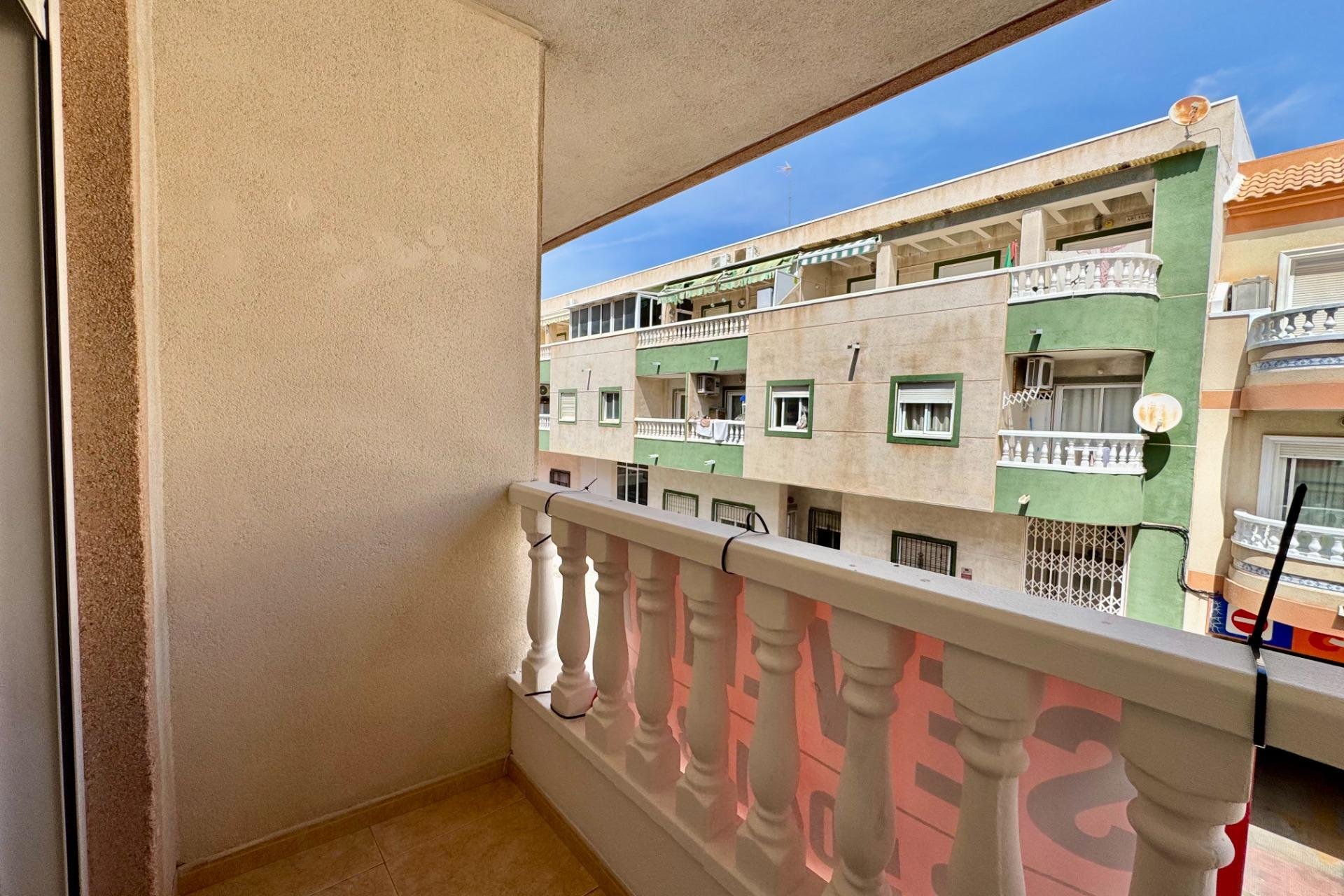 Wiederverkauf - Wohnung -
Torrevieja - Centro