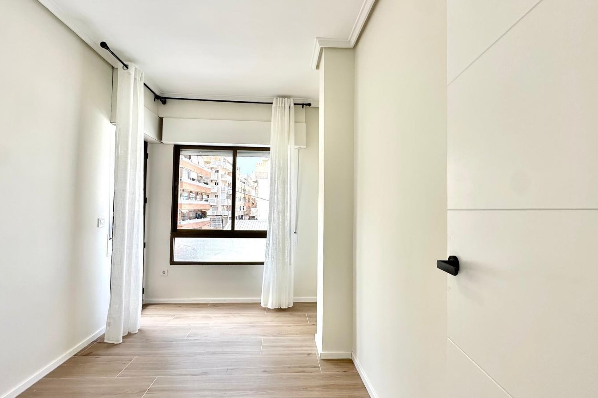 Wiederverkauf - Wohnung -
Torrevieja - Centro