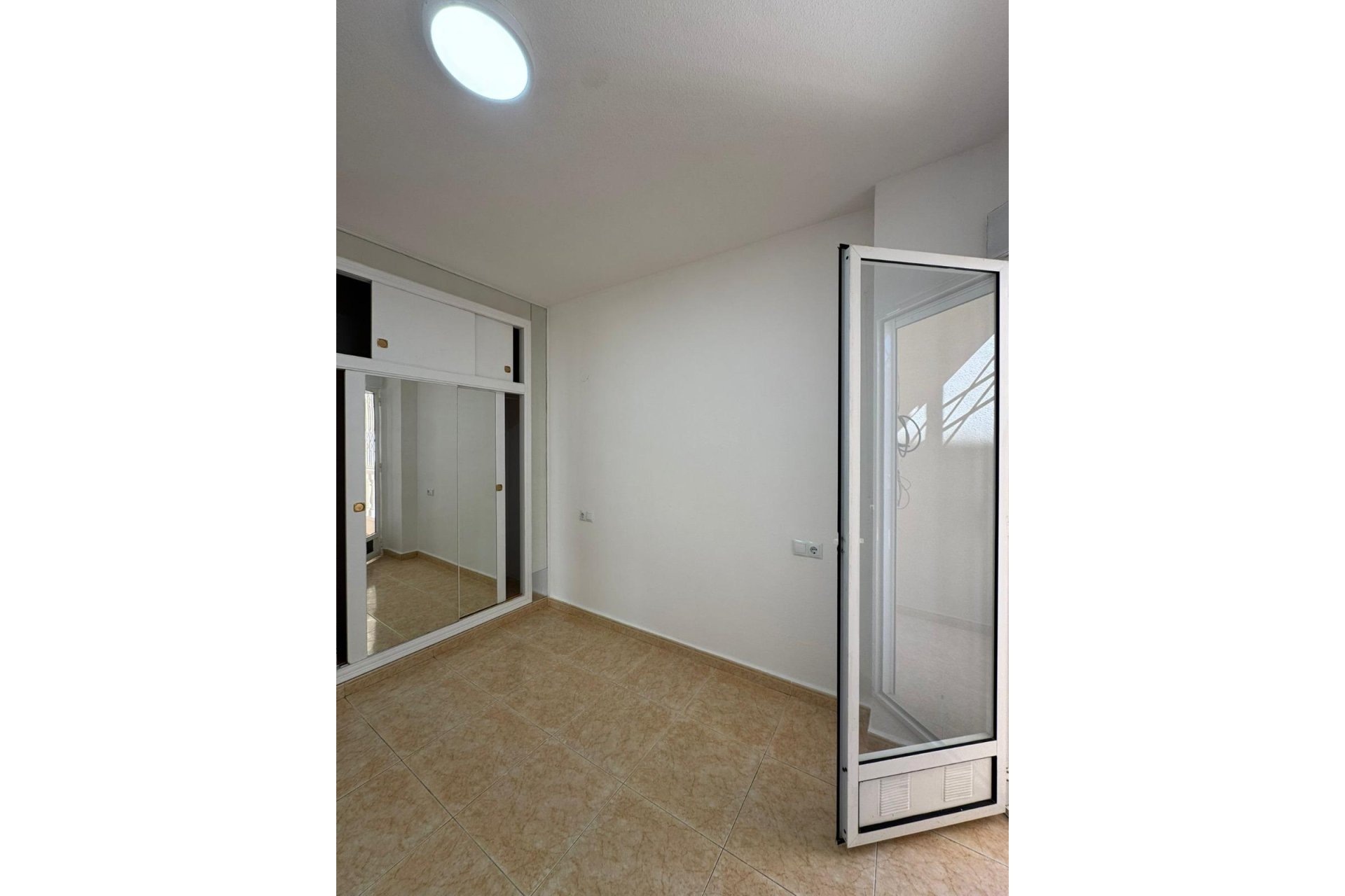 Wiederverkauf - Wohnung -
Torrevieja - Centro