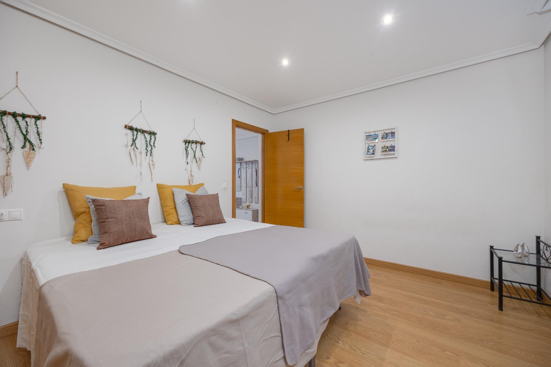 Wiederverkauf - Wohnung -
Torrevieja - Centro