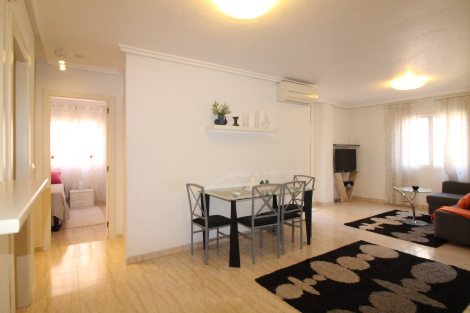 Wiederverkauf - Wohnung -
Torrevieja - Centro