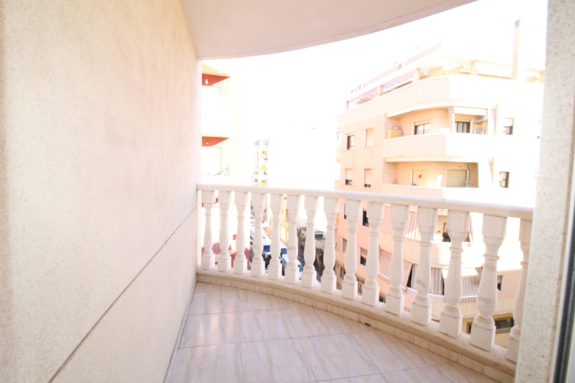 Wiederverkauf - Wohnung -
Torrevieja - Centro