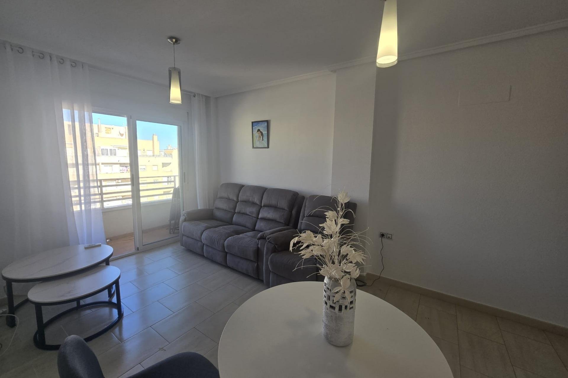 Wiederverkauf - Wohnung -
Torrevieja - Centro