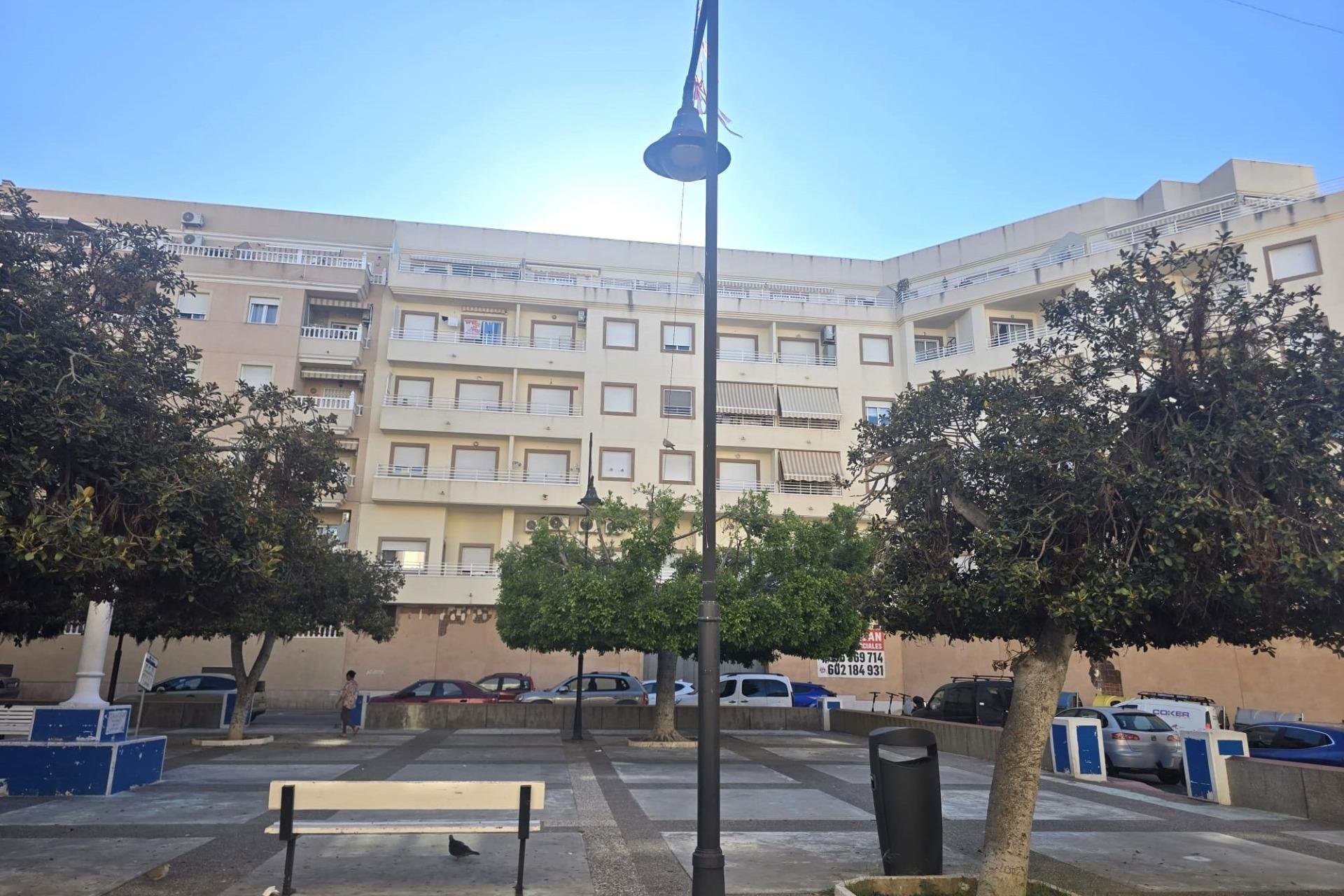Wiederverkauf - Wohnung -
Torrevieja - Centro