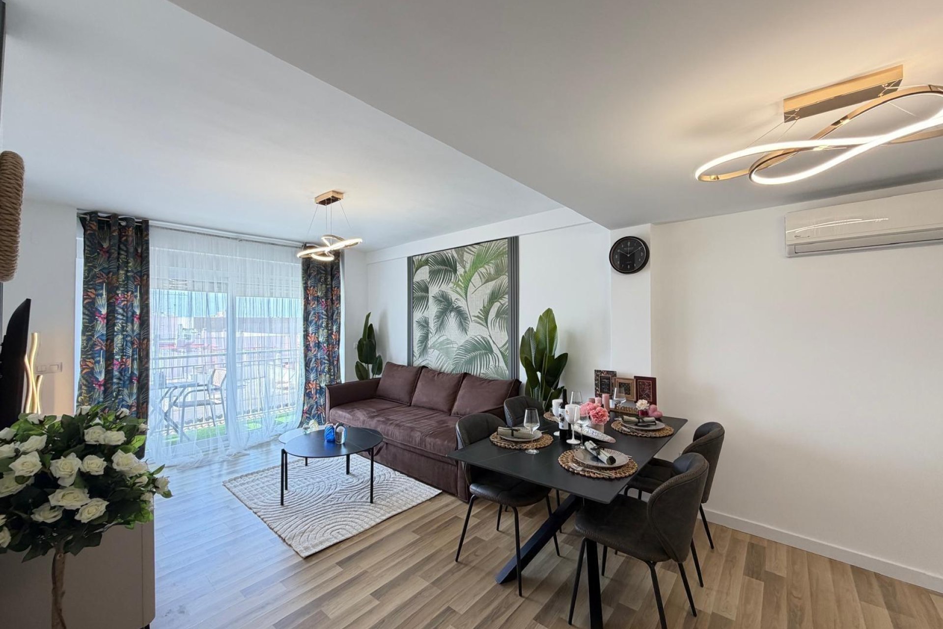 Wiederverkauf - Wohnung -
Torrevieja - Centro