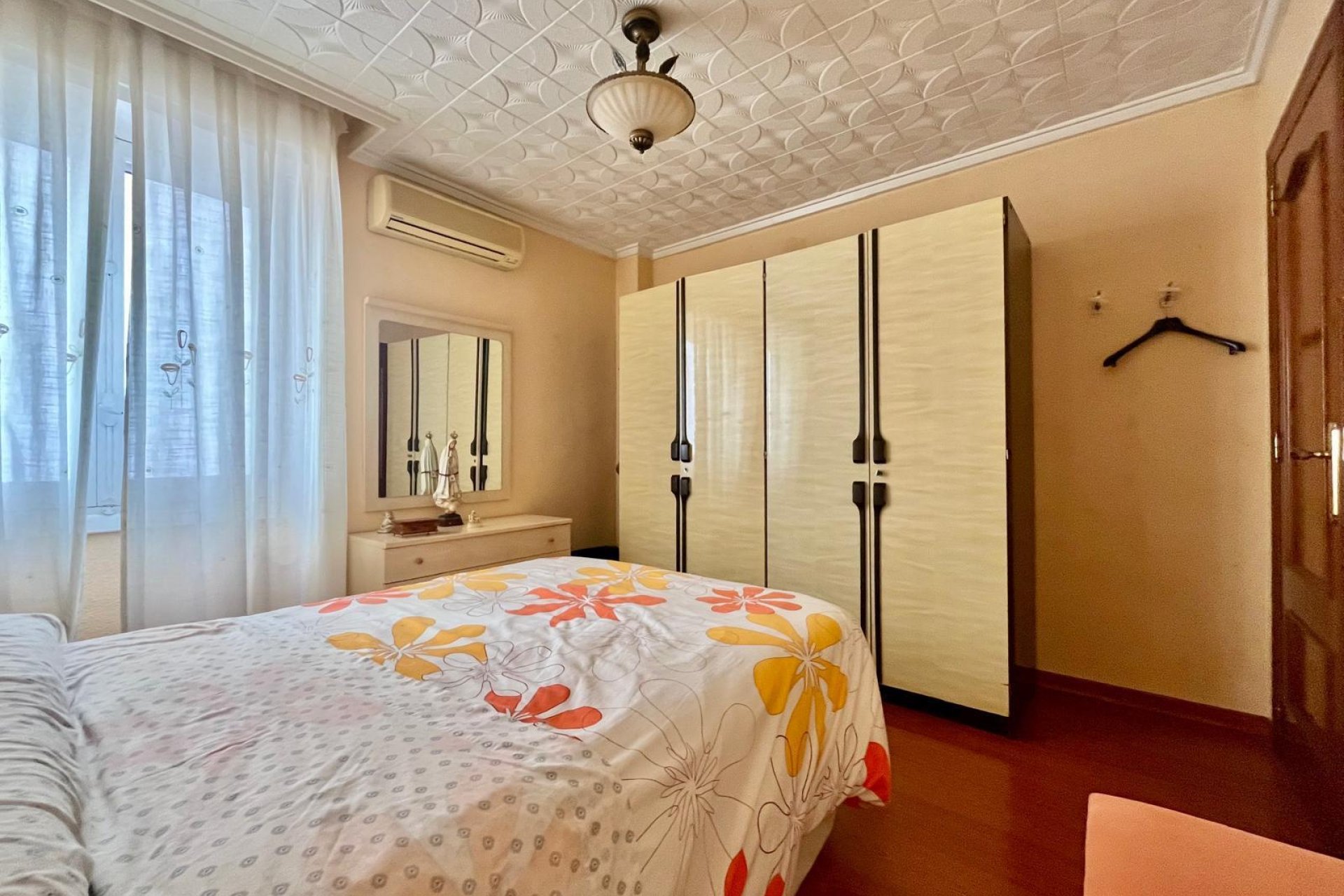 Wiederverkauf - Wohnung -
Torrevieja - Centro
