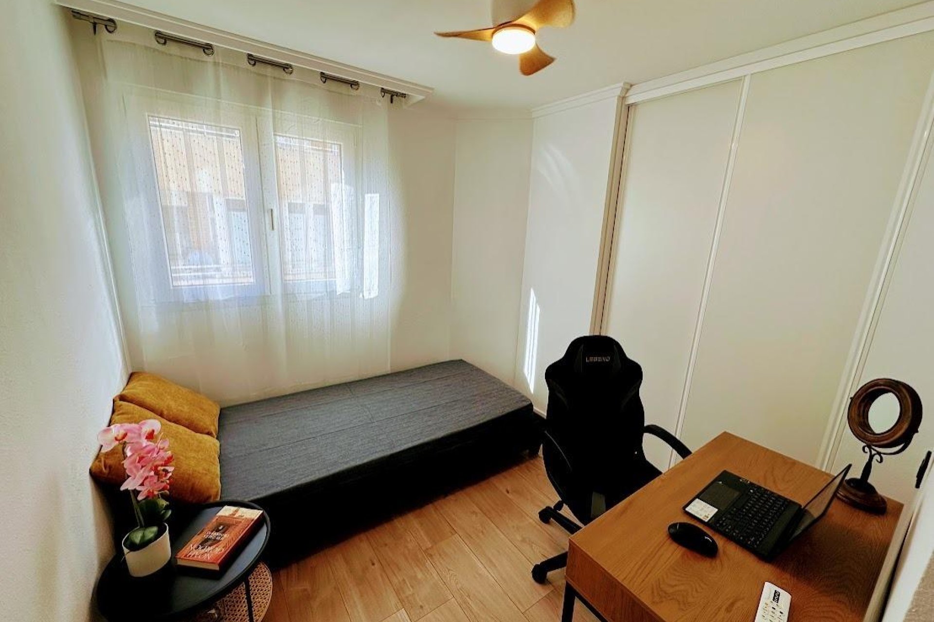 Wiederverkauf - Wohnung -
Torrevieja - Centro