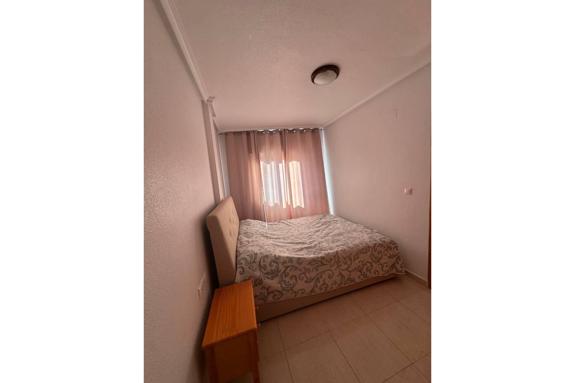 Wiederverkauf - Wohnung -
Torrevieja - Centro