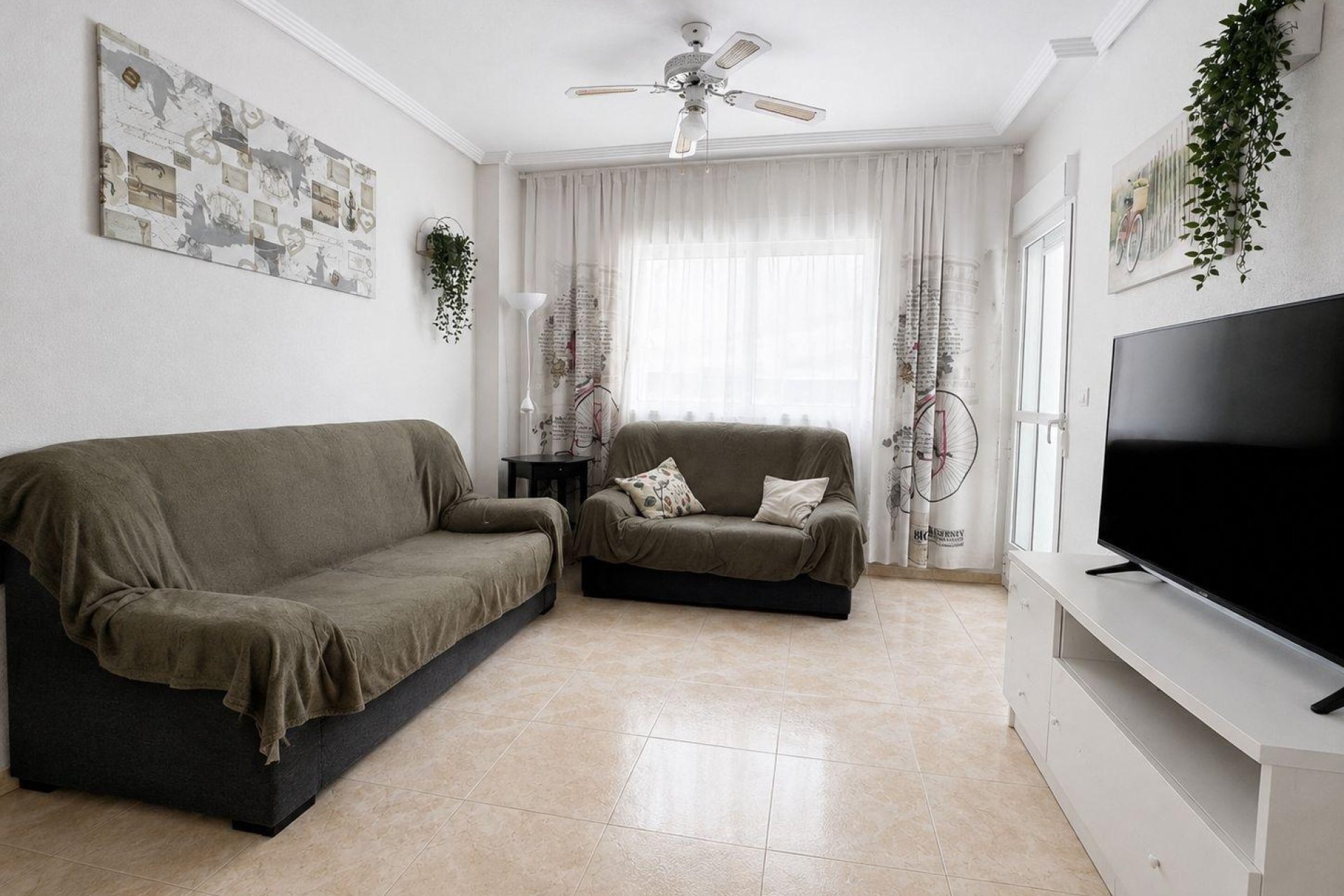 Wiederverkauf - Wohnung -
Torrevieja - Centro