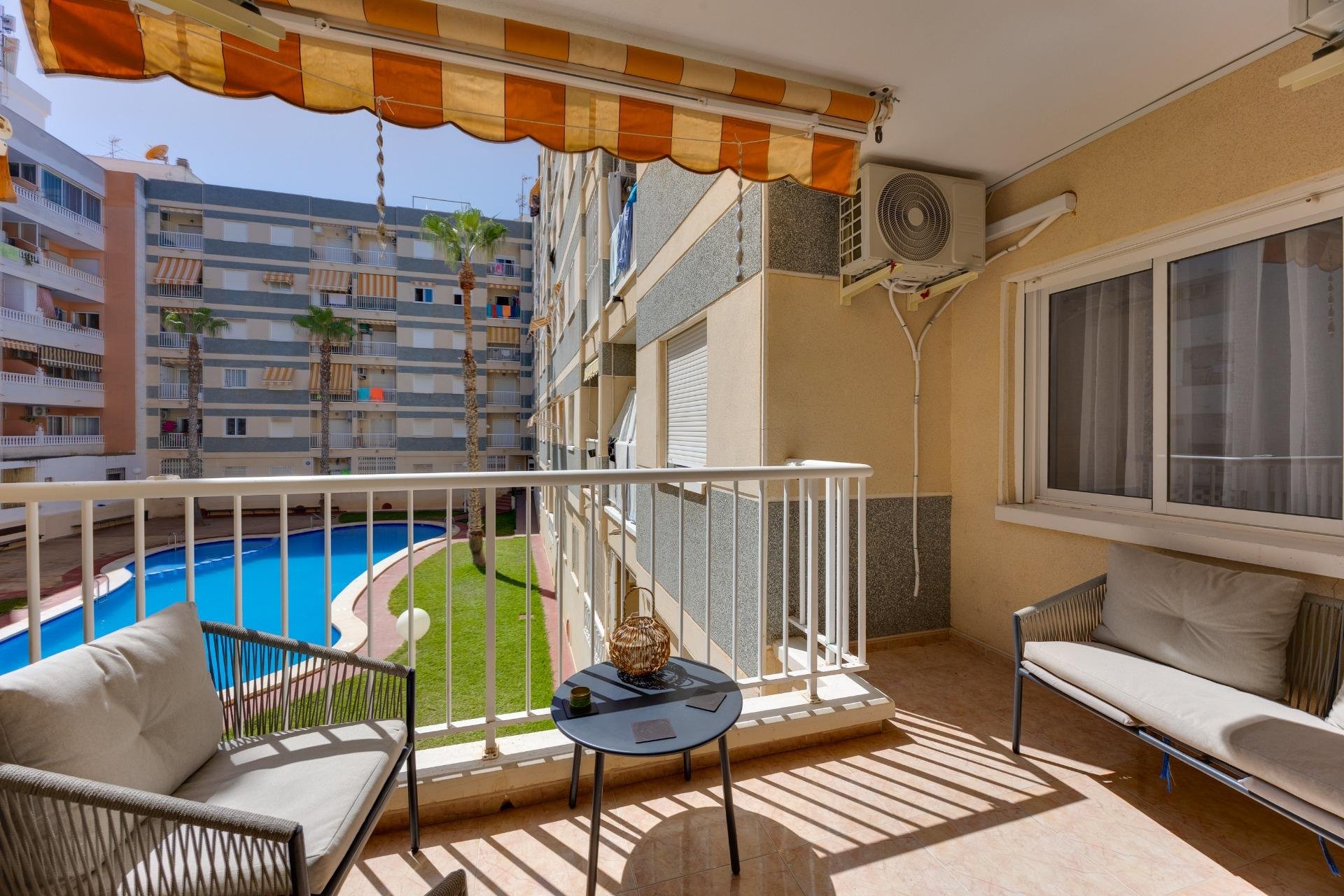 Wiederverkauf - Wohnung -
Torrevieja - Centro