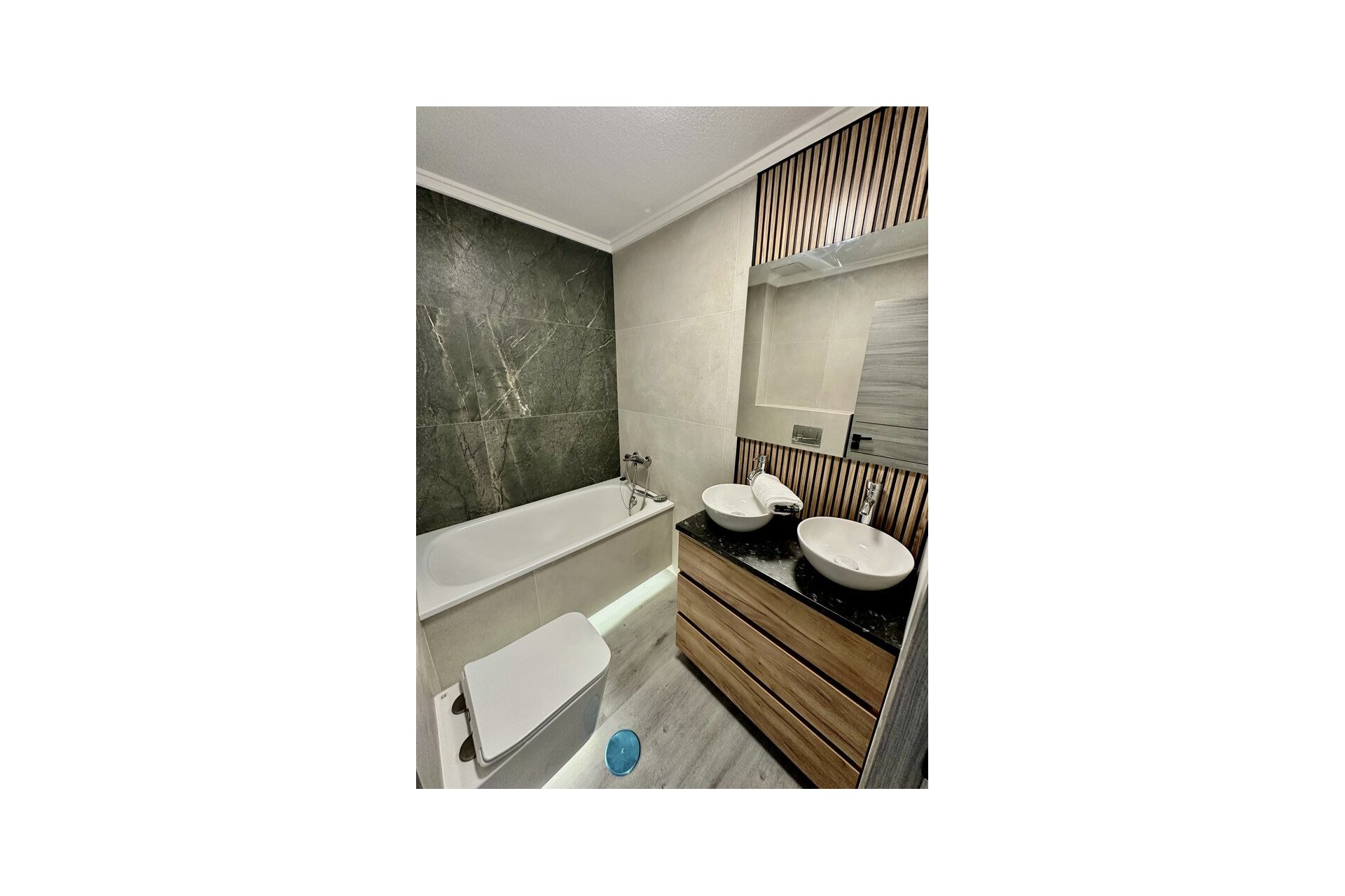 Wiederverkauf - Wohnung -
Torrevieja - Centro
