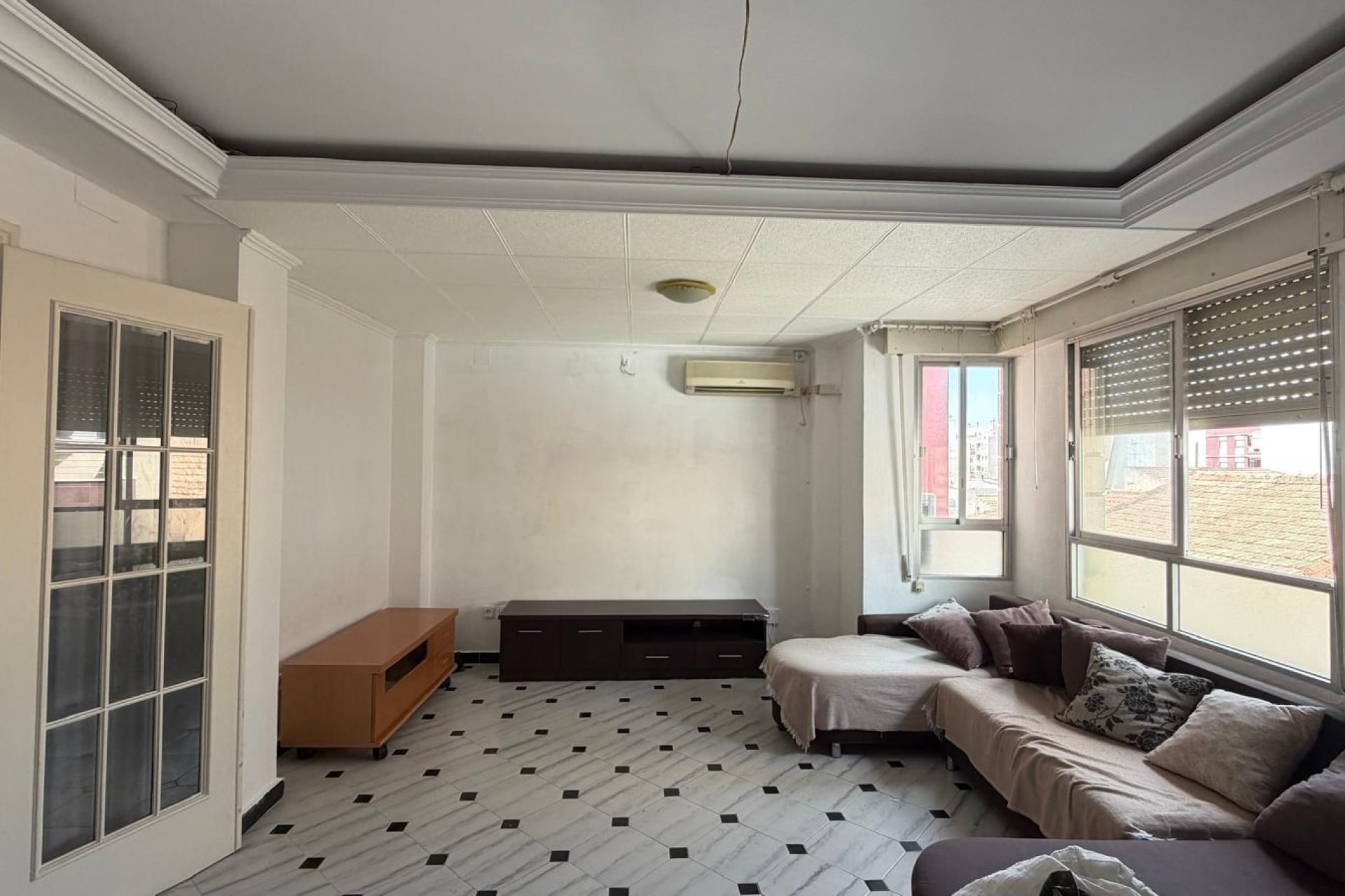 Wiederverkauf - Wohnung -
Torrevieja - Centro