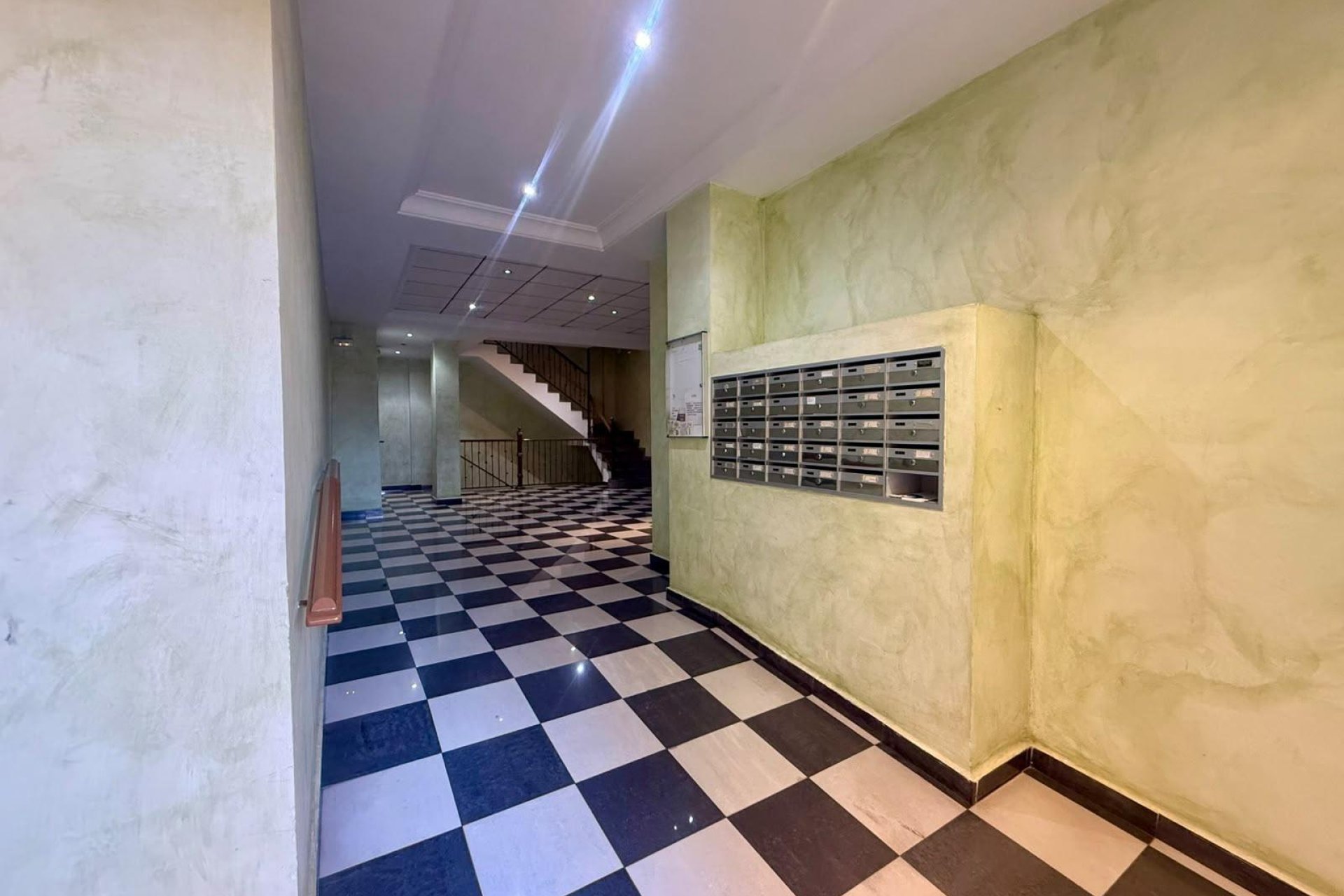 Wiederverkauf - Wohnung -
Torrevieja - Centro
