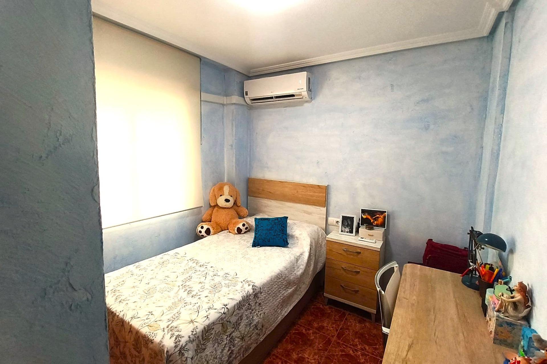 Wiederverkauf - Wohnung -
Torrevieja - Centro