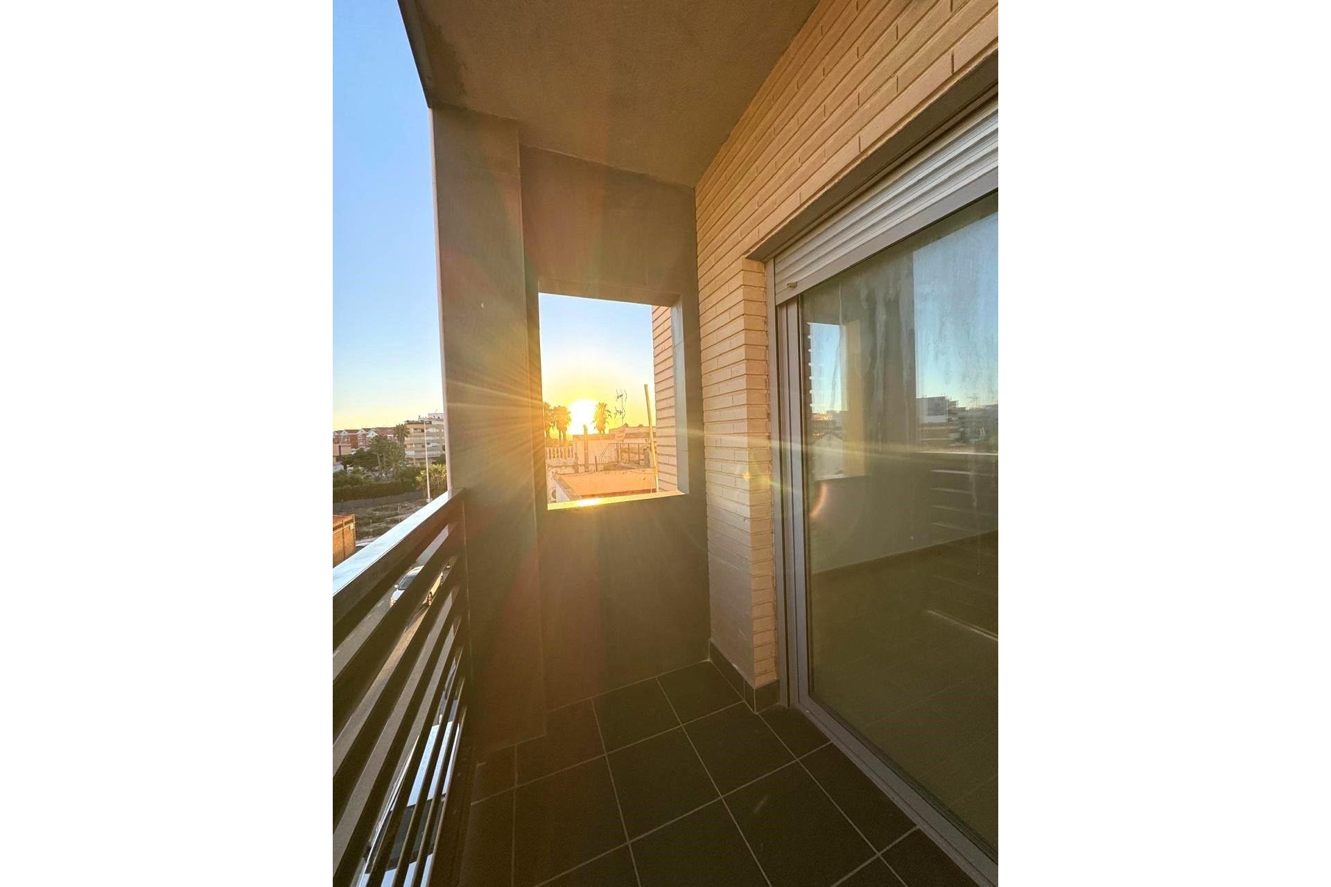 Wiederverkauf - Wohnung -
Torrevieja - Centro