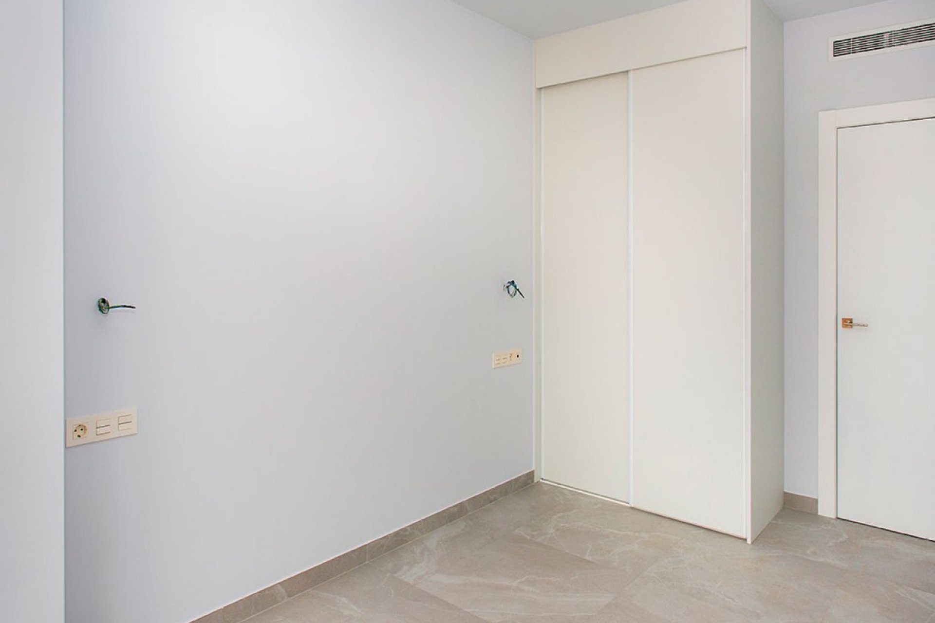 Wiederverkauf - Wohnung -
Torrevieja - Costa Blanca