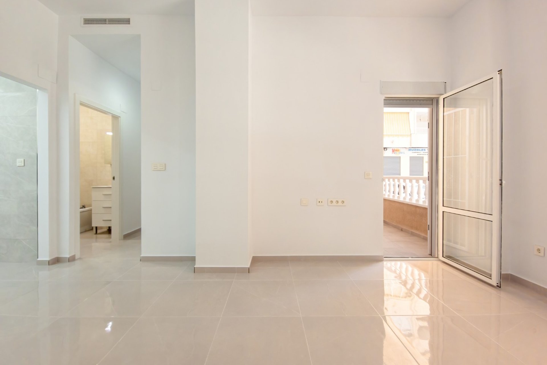 Wiederverkauf - Wohnung -
Torrevieja - Costa Blanca