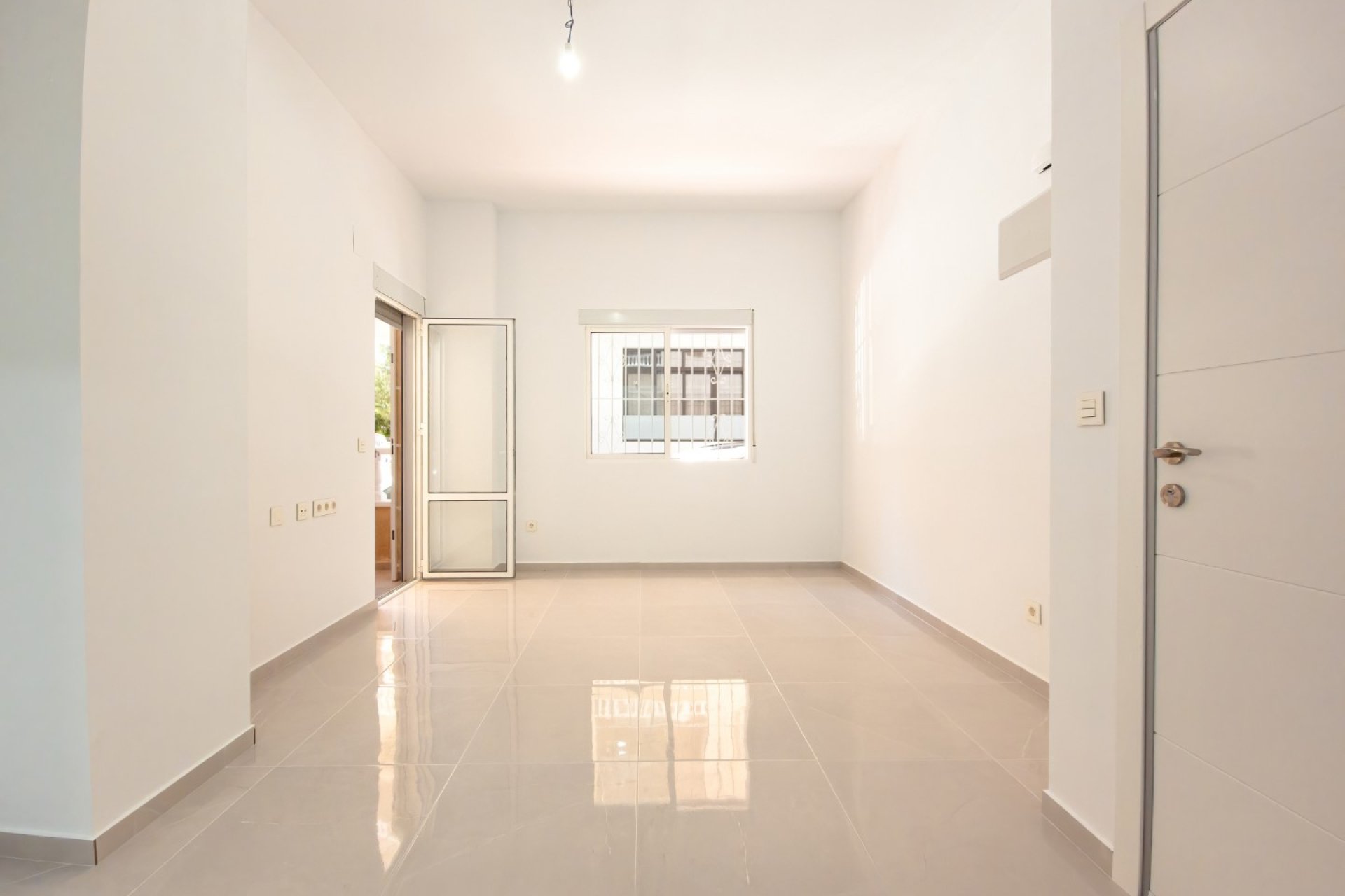 Wiederverkauf - Wohnung -
Torrevieja - Costa Blanca