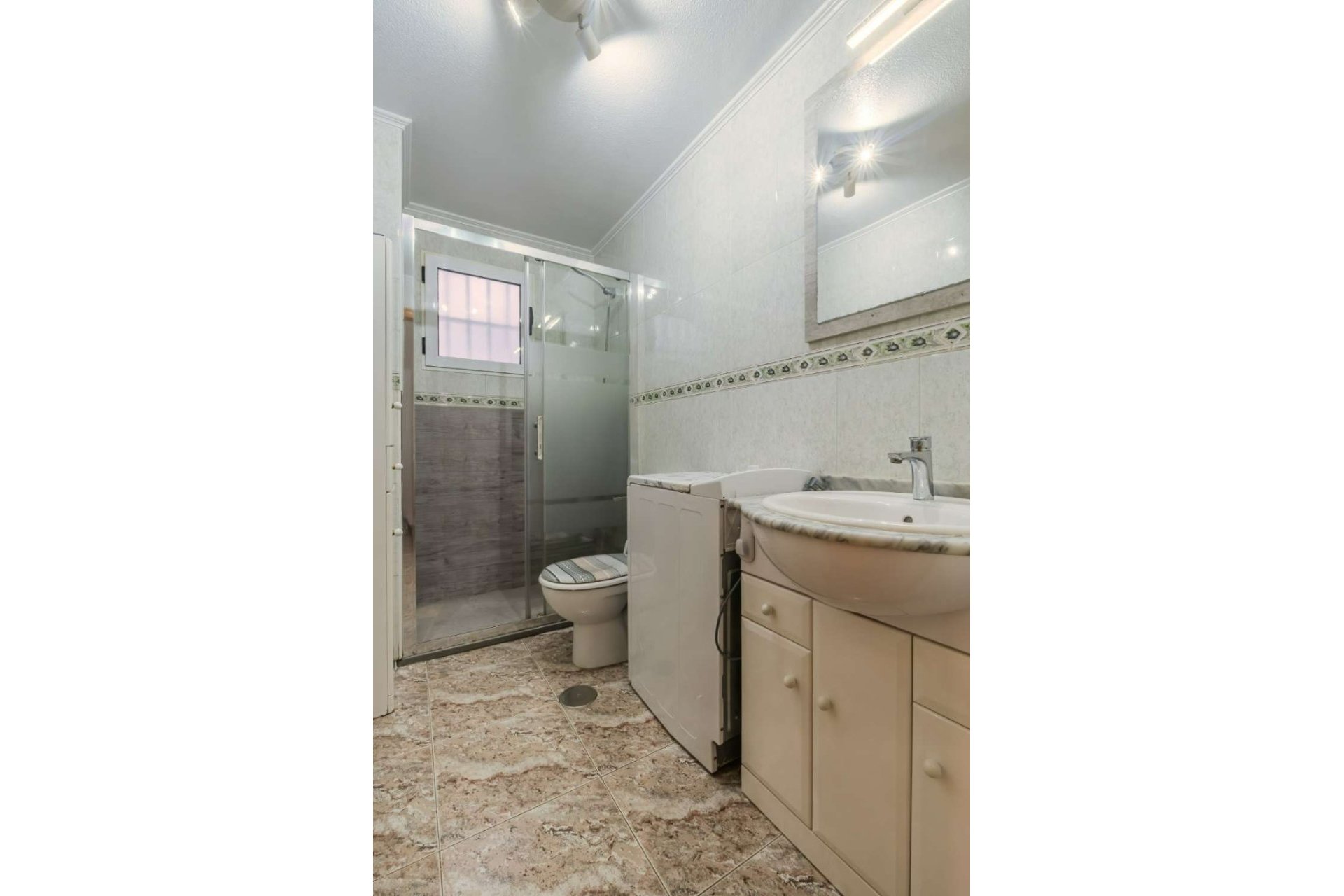 Wiederverkauf - Wohnung -
Torrevieja - Costa Blanca