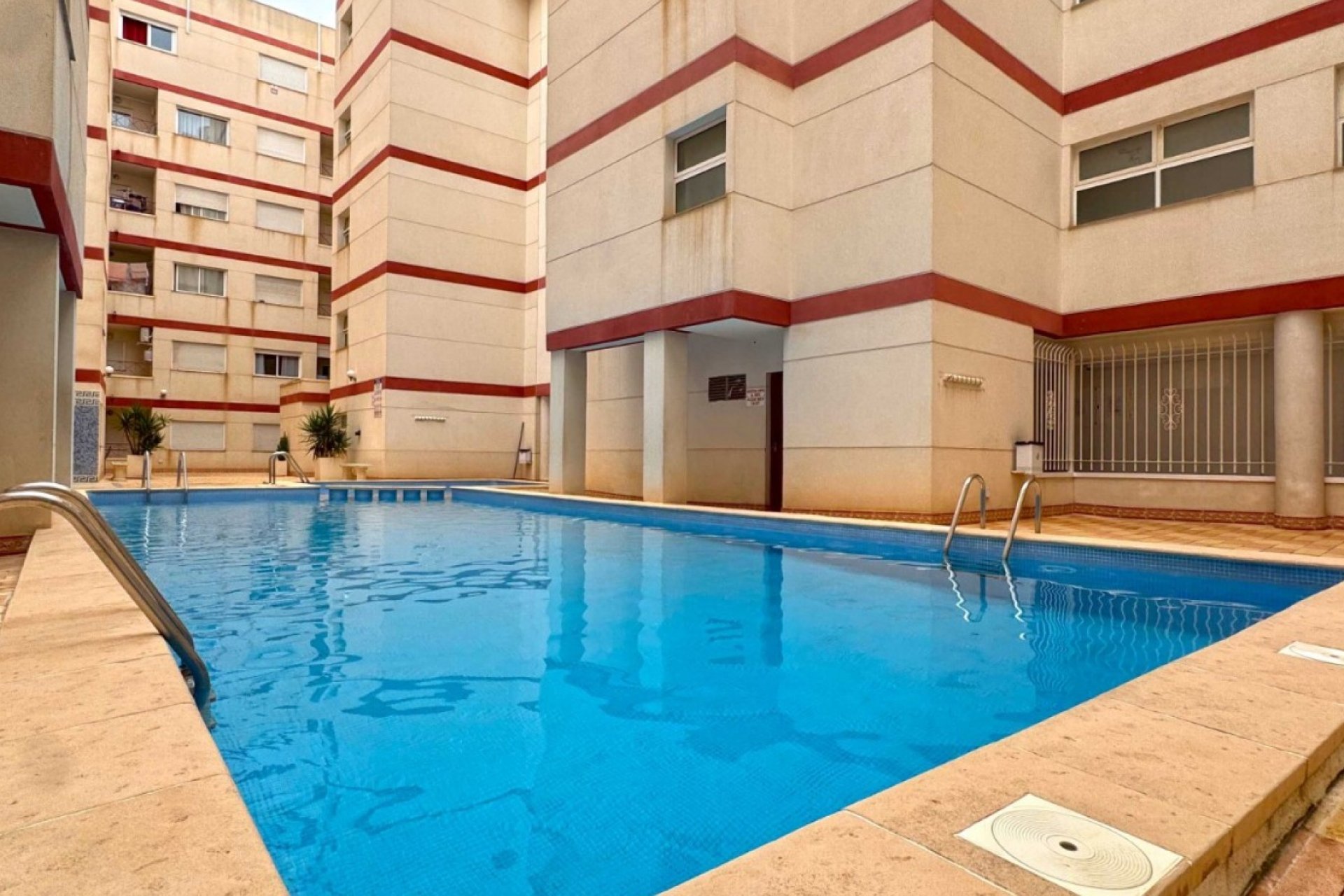 Wiederverkauf - Wohnung -
Torrevieja - Costa Blanca