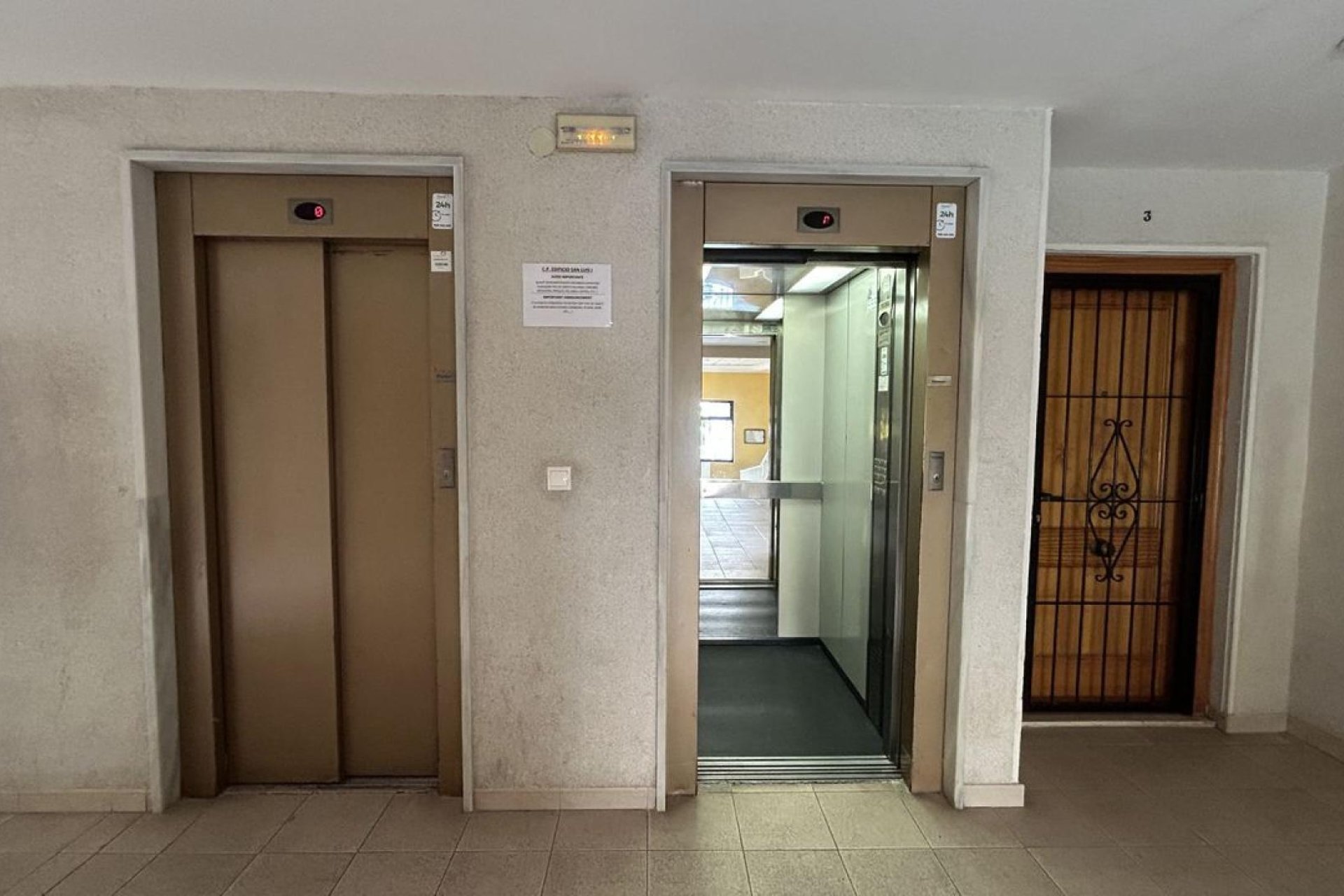 Wiederverkauf - Wohnung -
Torrevieja - Costa Blanca