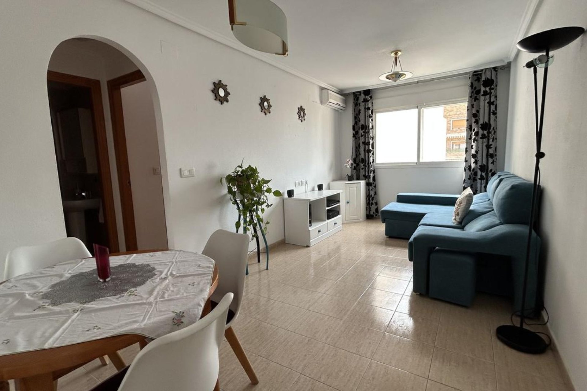 Wiederverkauf - Wohnung -
Torrevieja - Costa Blanca