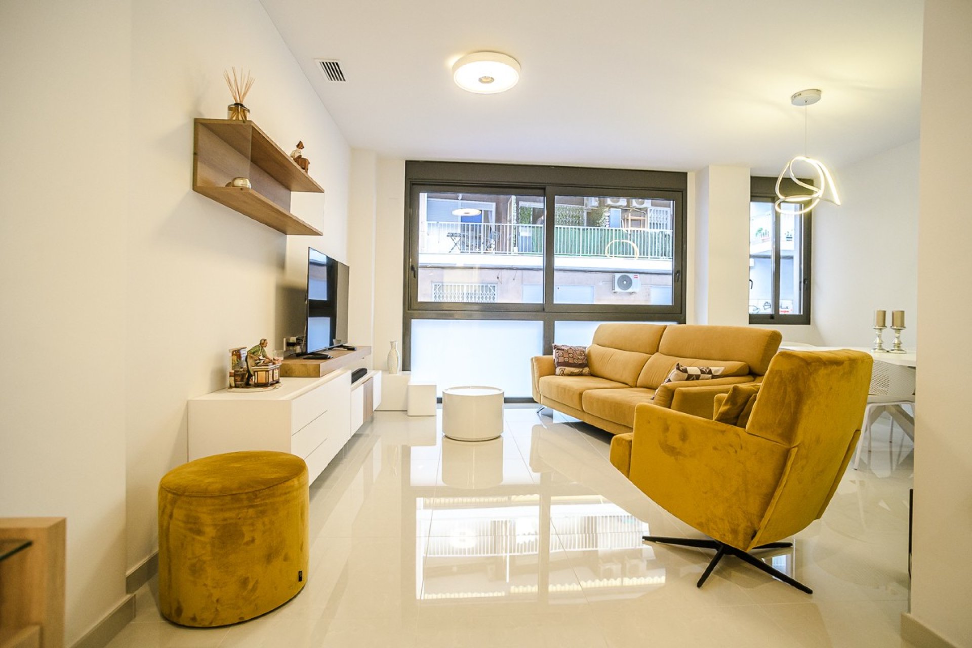 Wiederverkauf - Wohnung -
Torrevieja - Costa Blanca
