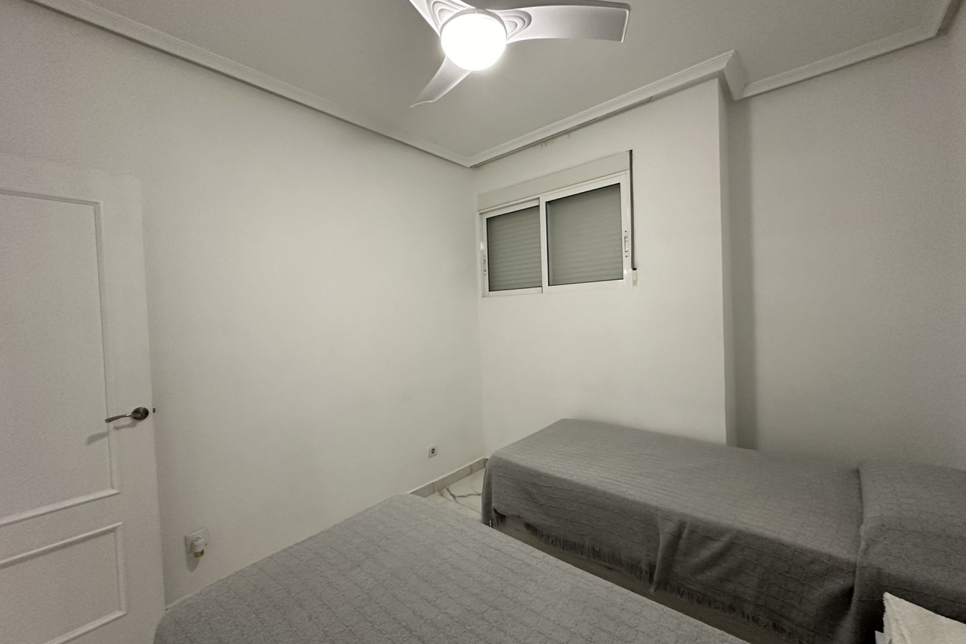 Wiederverkauf - Wohnung -
Torrevieja - Costa Blanca