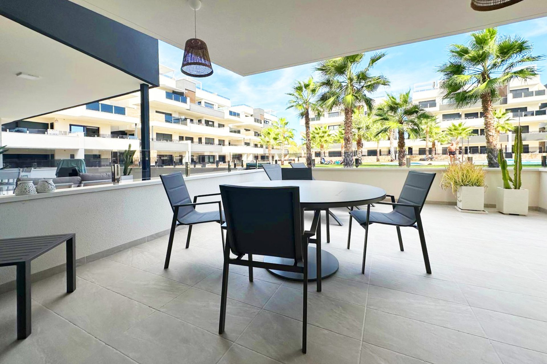 Wiederverkauf - Wohnung -
Torrevieja - Costa Blanca