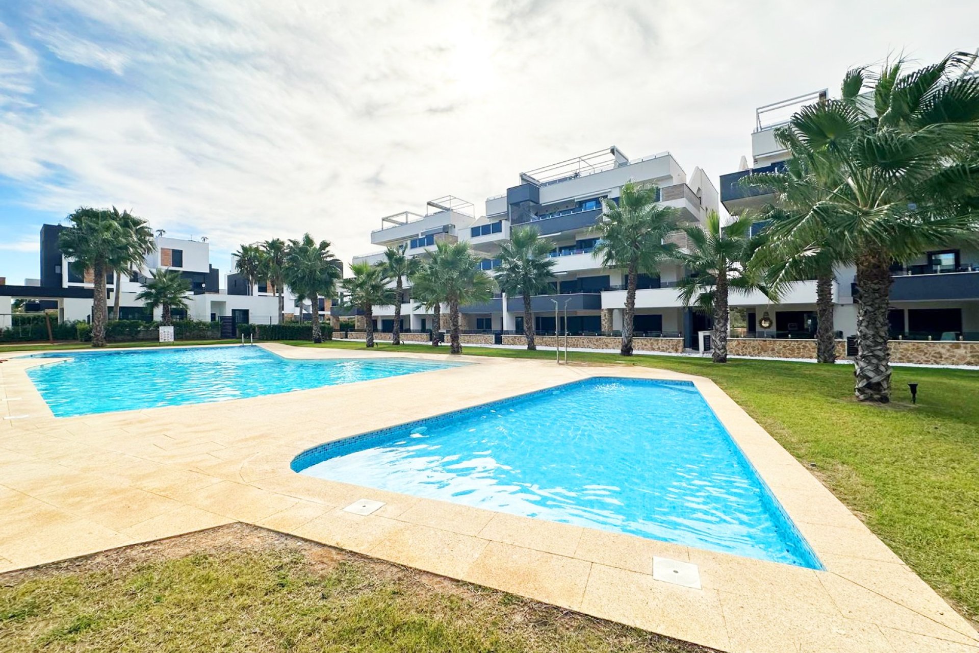 Wiederverkauf - Wohnung -
Torrevieja - Costa Blanca