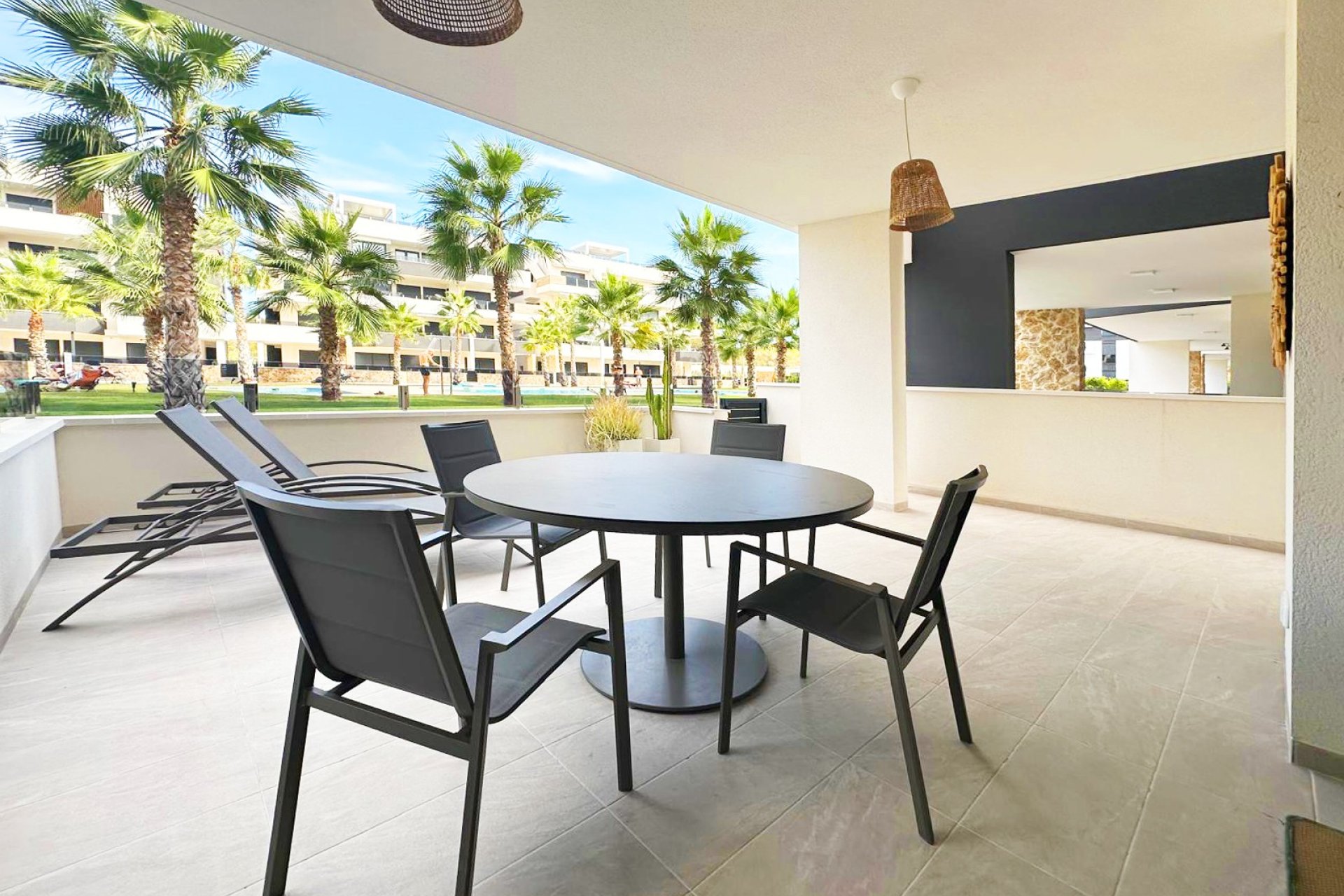 Wiederverkauf - Wohnung -
Torrevieja - Costa Blanca