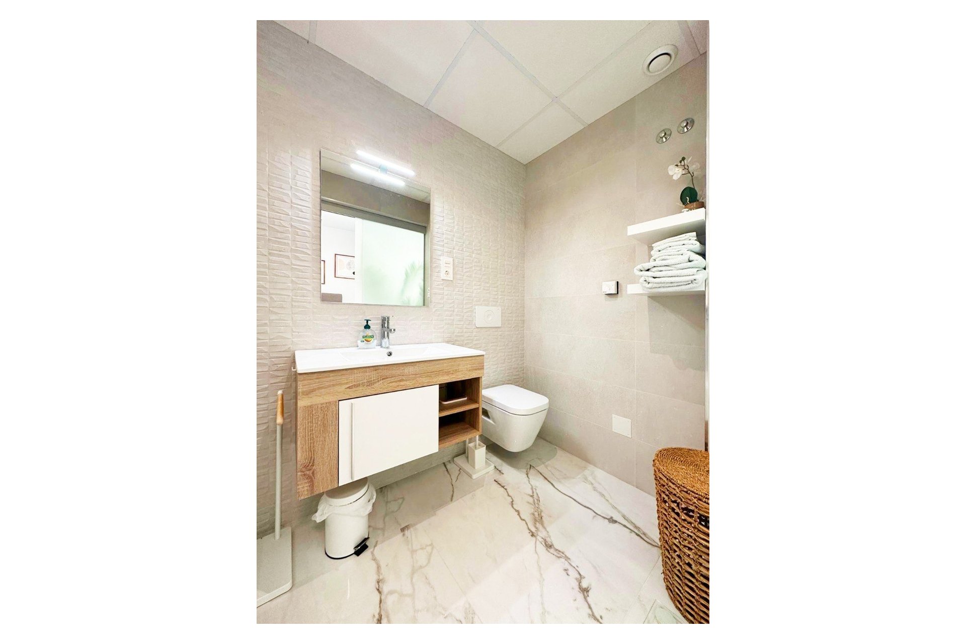 Wiederverkauf - Wohnung -
Torrevieja - Costa Blanca