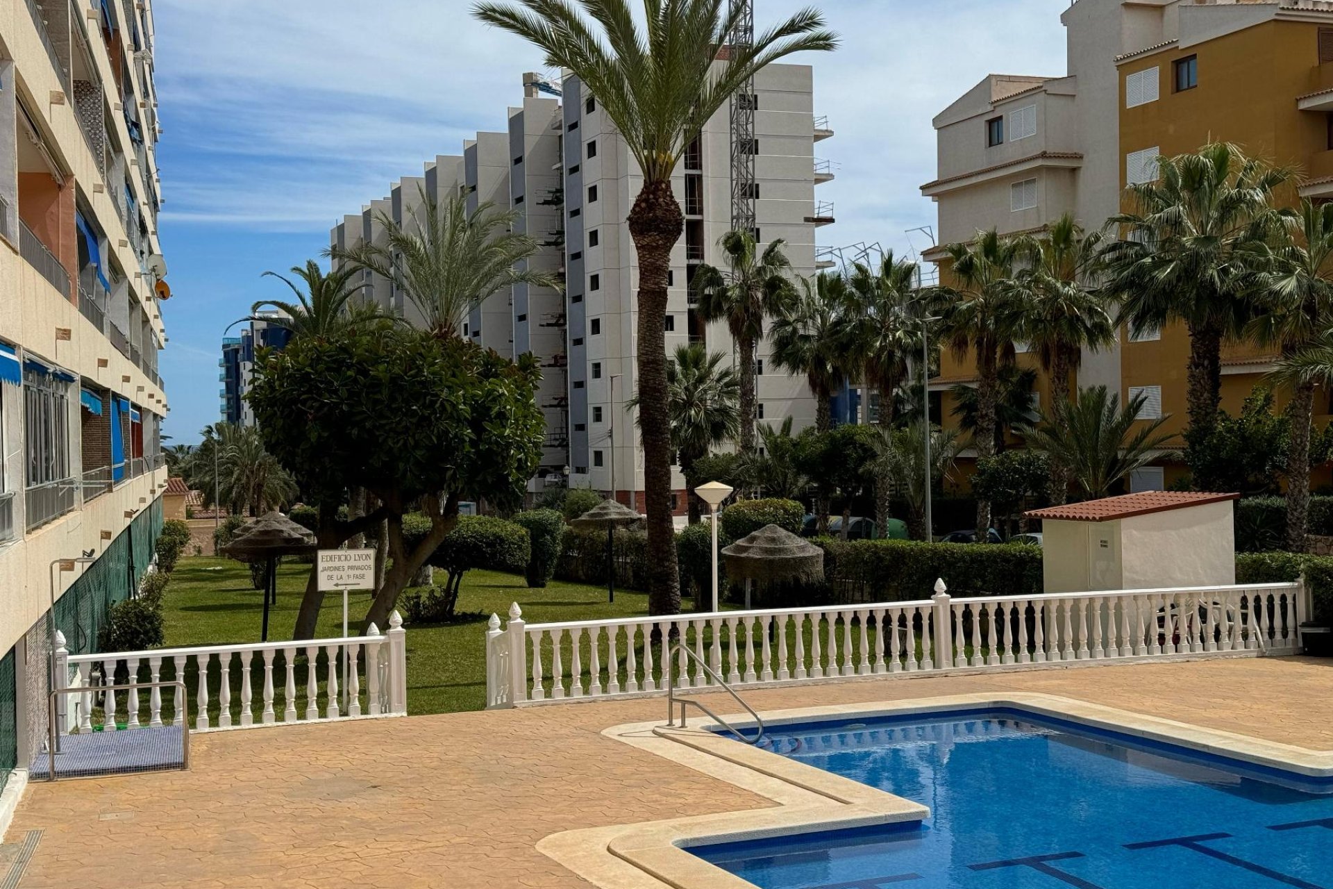 Wiederverkauf - Wohnung -
Torrevieja - Costa Blanca