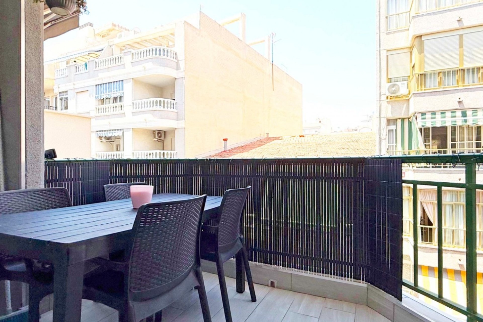 Wiederverkauf - Wohnung -
Torrevieja - Costa Blanca