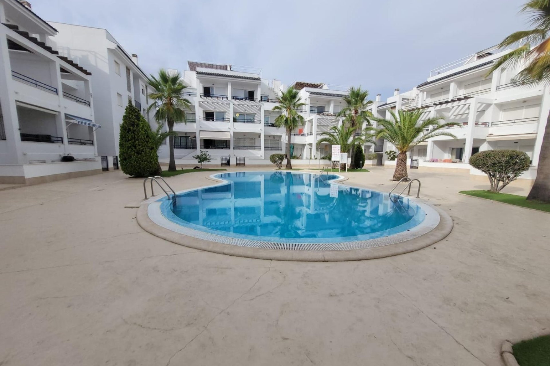 Wiederverkauf - Wohnung -
Torrevieja - Costa Blanca