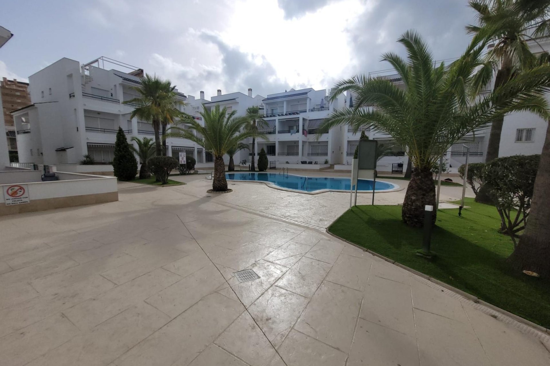 Wiederverkauf - Wohnung -
Torrevieja - Costa Blanca
