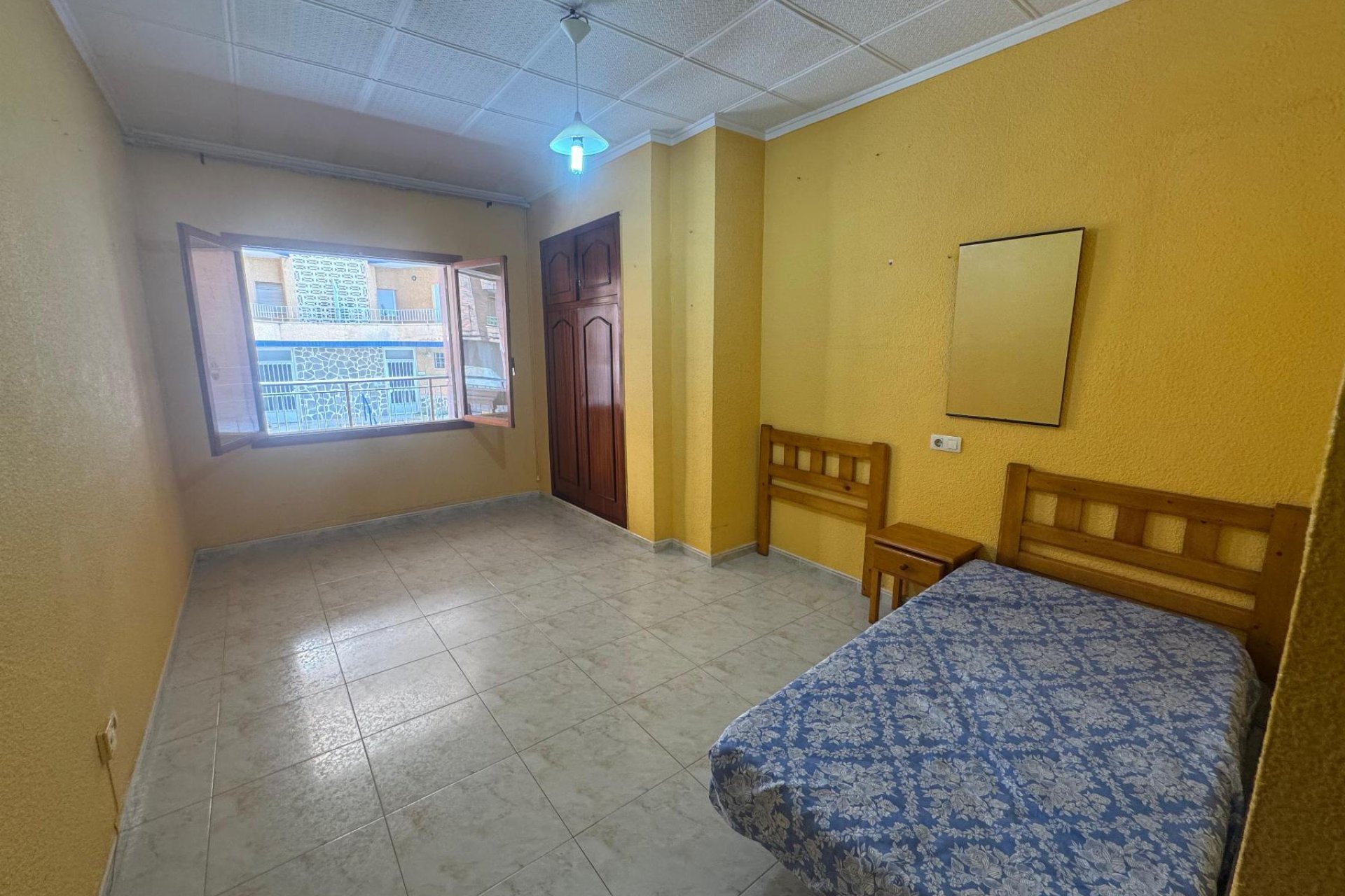 Wiederverkauf - Wohnung -
Torrevieja - Costa Blanca