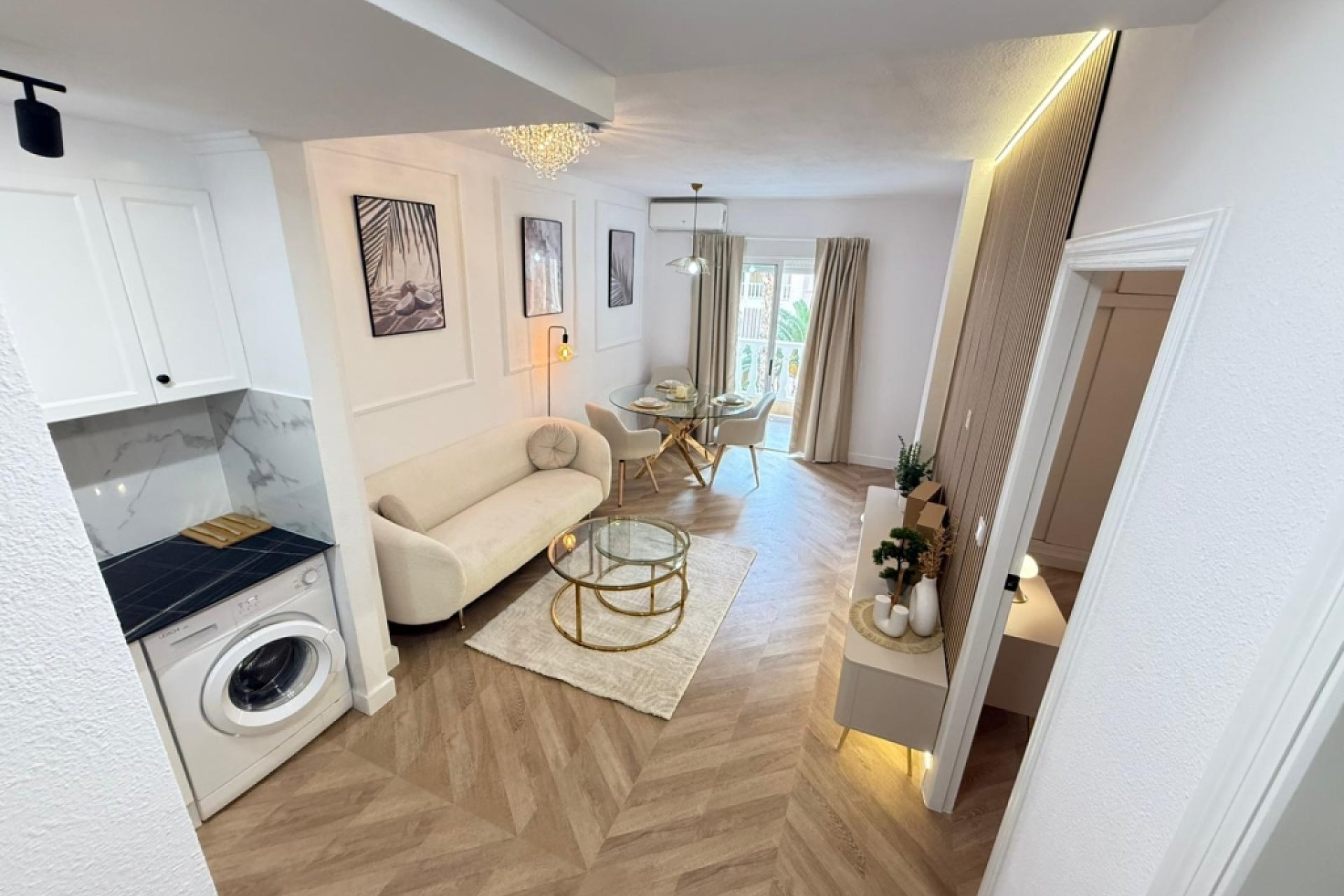 Wiederverkauf - Wohnung -
Torrevieja - Costa Blanca