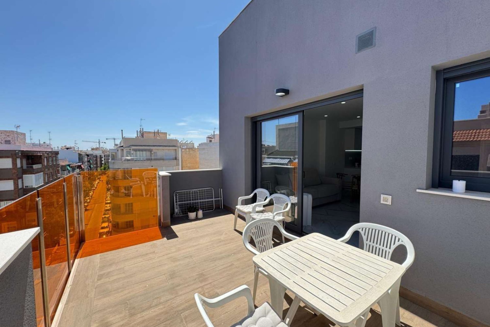 Wiederverkauf - Wohnung -
Torrevieja - Costa Blanca