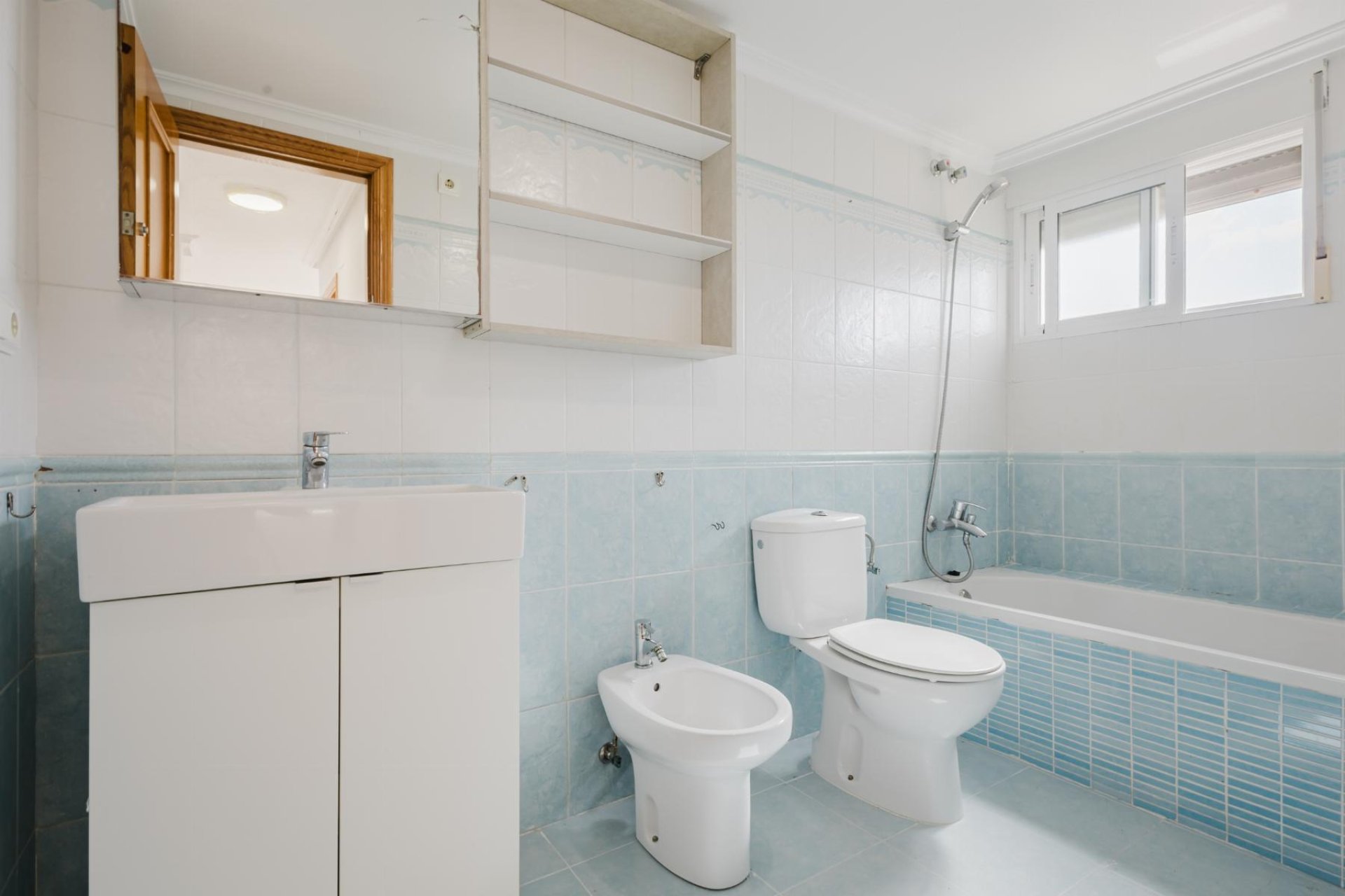 Wiederverkauf - Wohnung -
Torrevieja - Costa Blanca