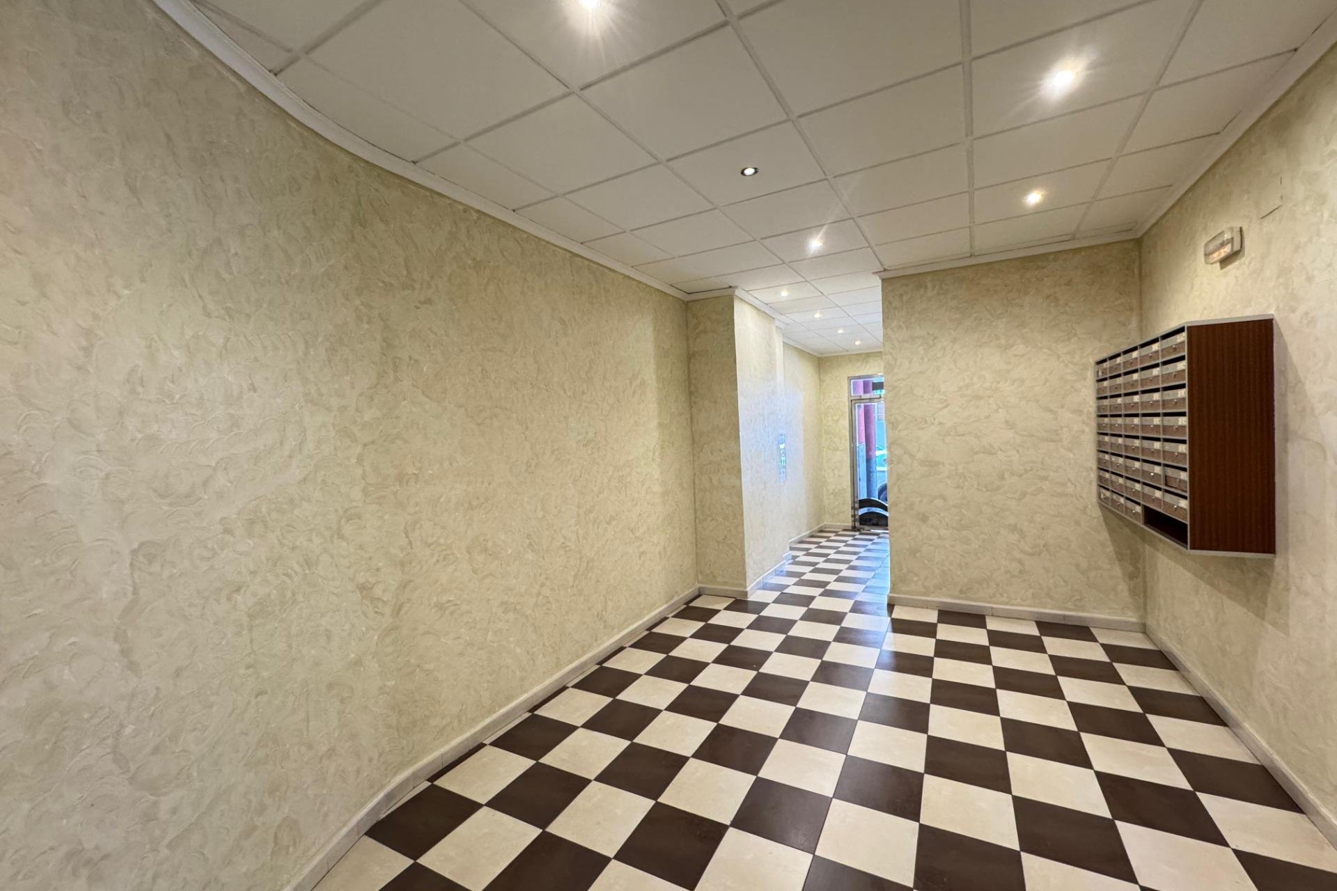 Wiederverkauf - Wohnung -
Torrevieja - Costa Blanca