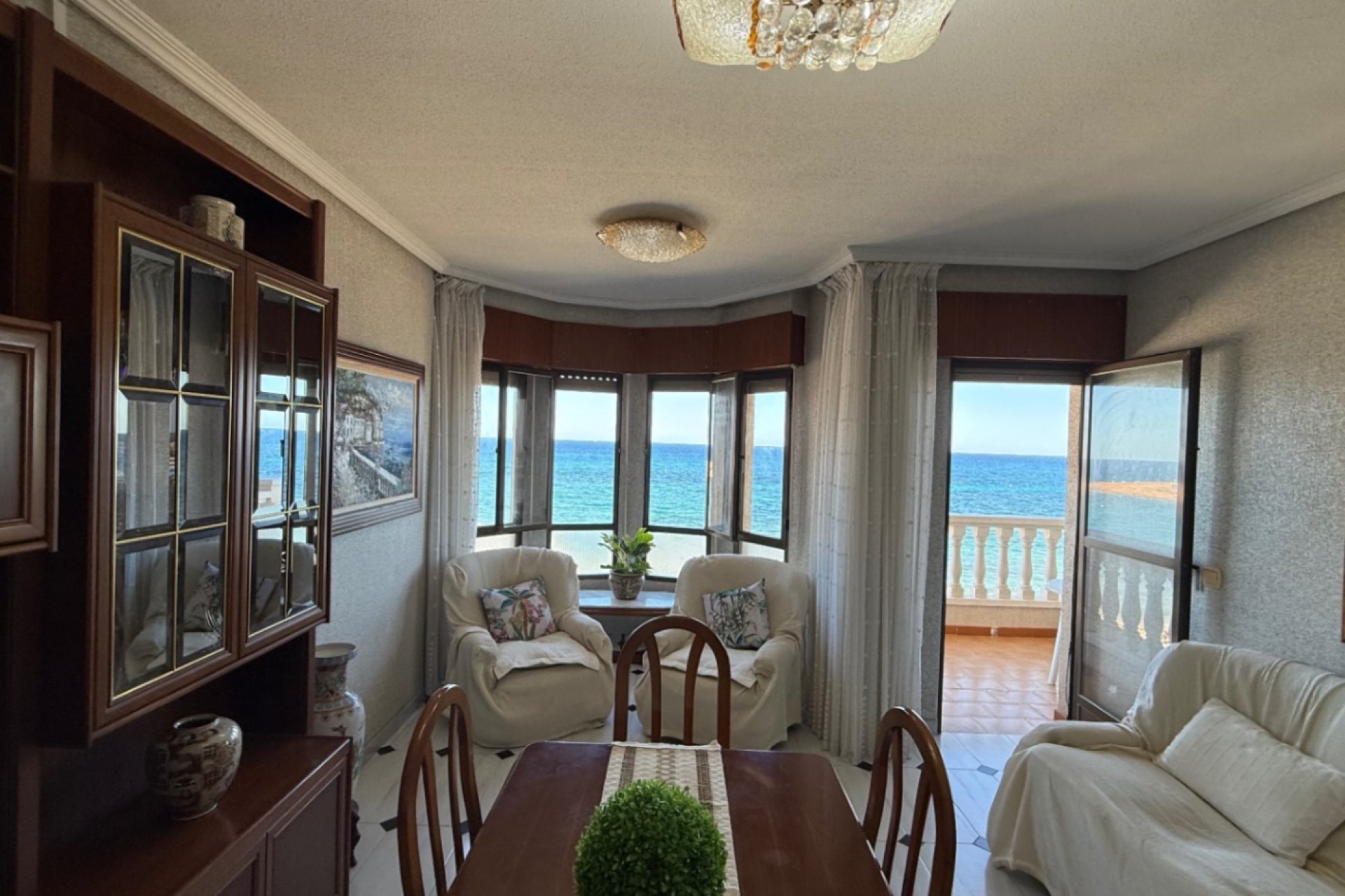 Wiederverkauf - Wohnung -
Torrevieja - Costa Blanca