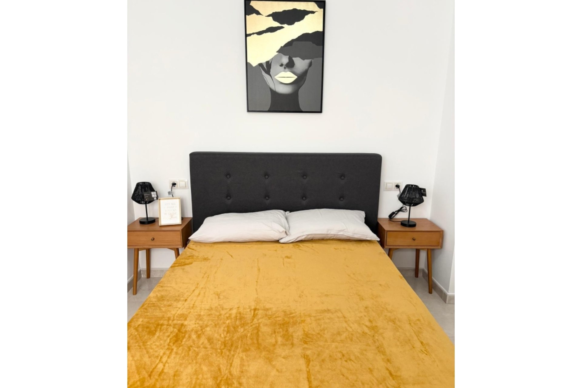 Wiederverkauf - Wohnung -
Torrevieja - Costa Blanca