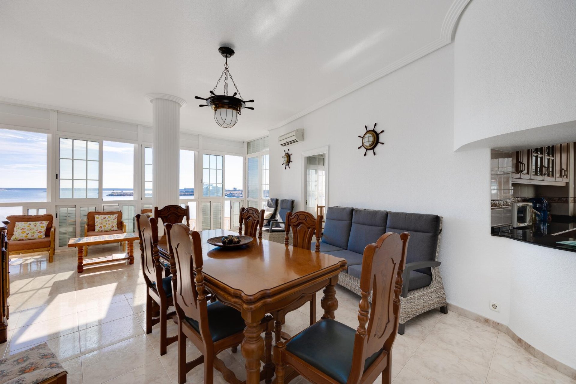 Wiederverkauf - Wohnung -
Torrevieja - Costa Blanca